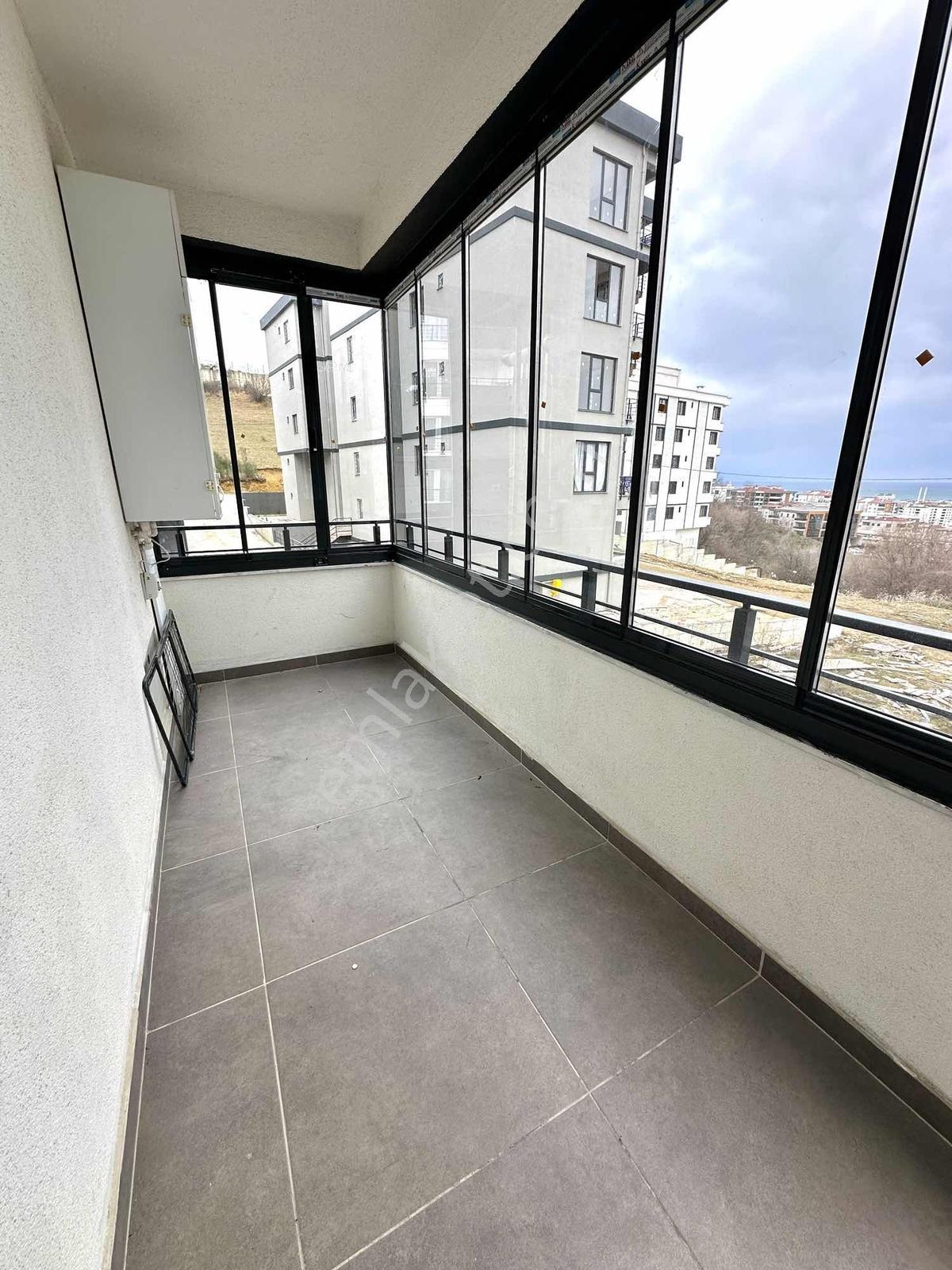 ▇ Deniz Manzaralı, Ulaşıma Yakın -full Eşyalı- Geniş 1+1 Daire ▇ - Görsel 5