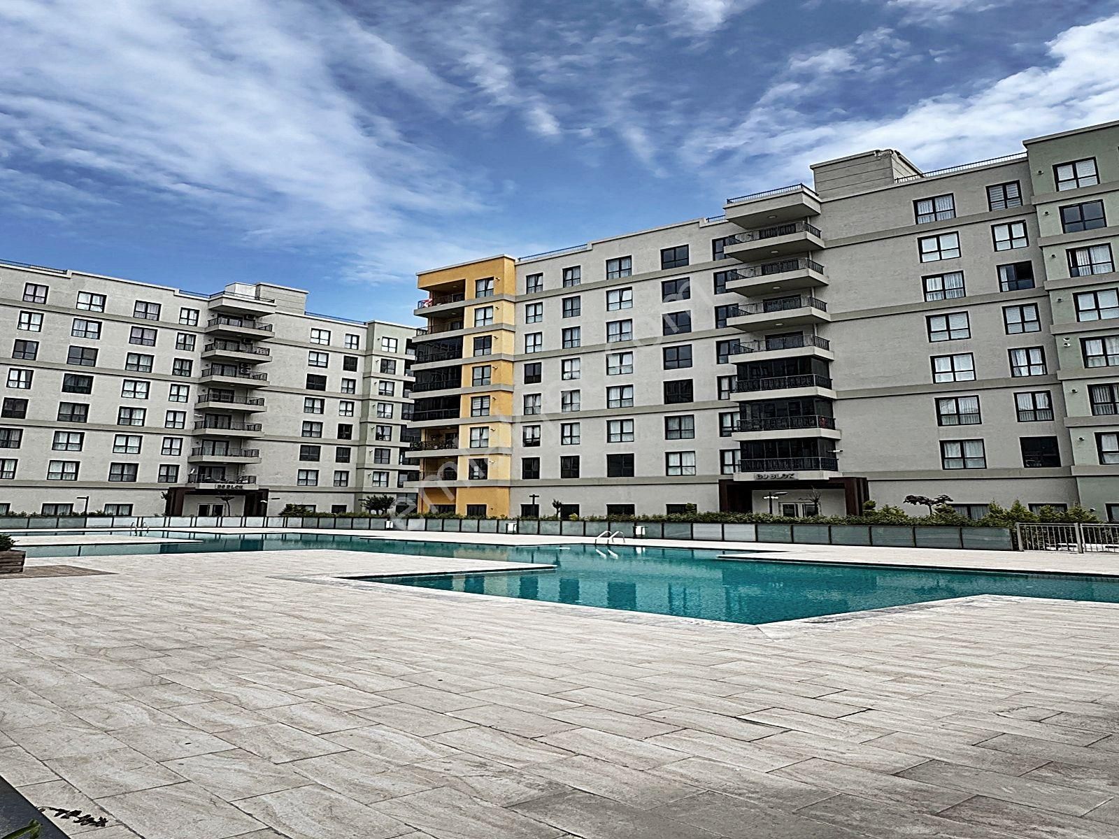 Cadde34 Yapı'dan Kısa Katlı Full Konsept Site İçerisinde Havuz Cepheli 2+1 Sıfır Satılık Daireler - Görsel 25