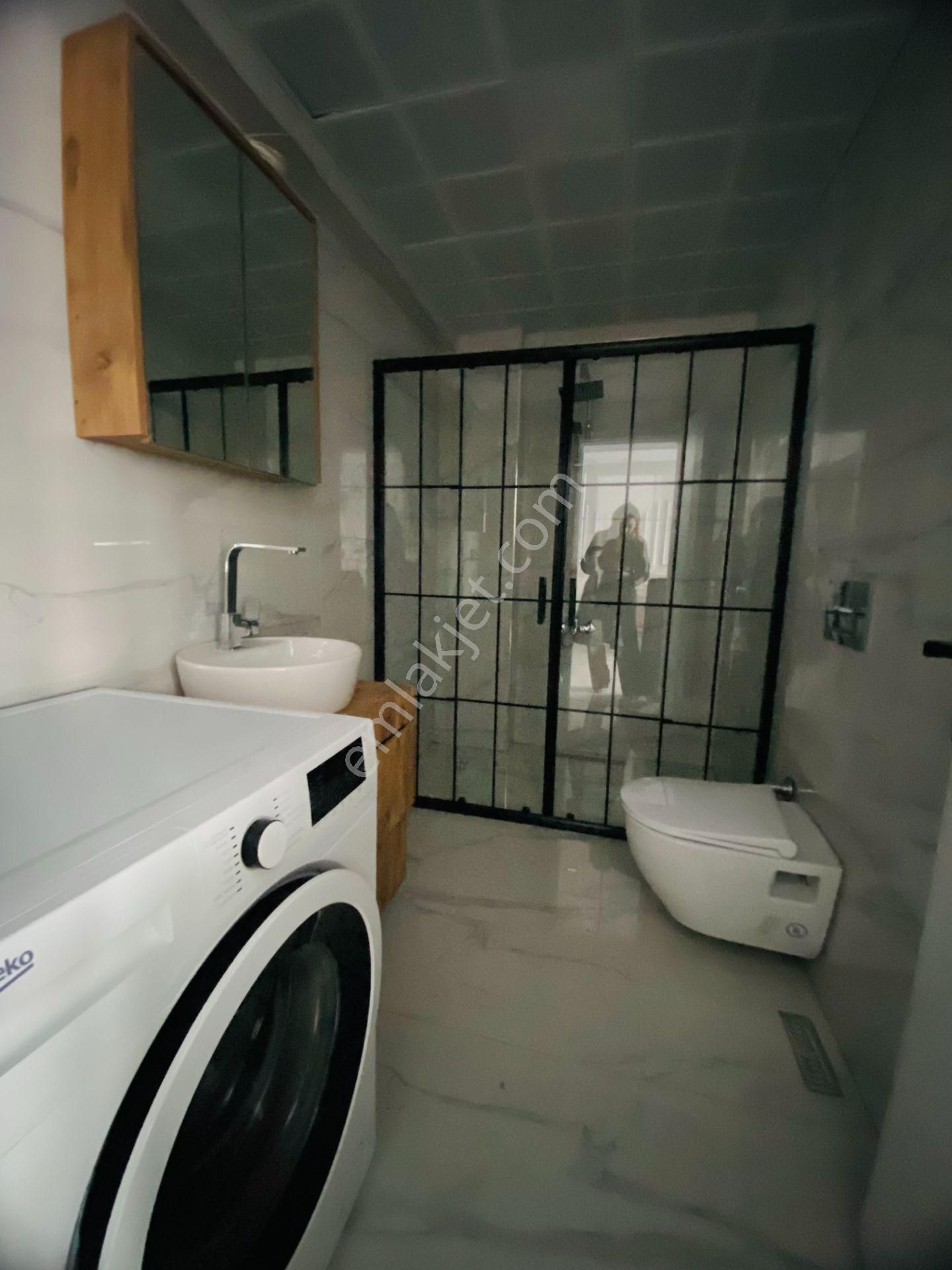 Güven'den Kapaklıda Okullar Bölgesinde Eşyalı Ön Cephe 1+1 Daire - Görsel 21