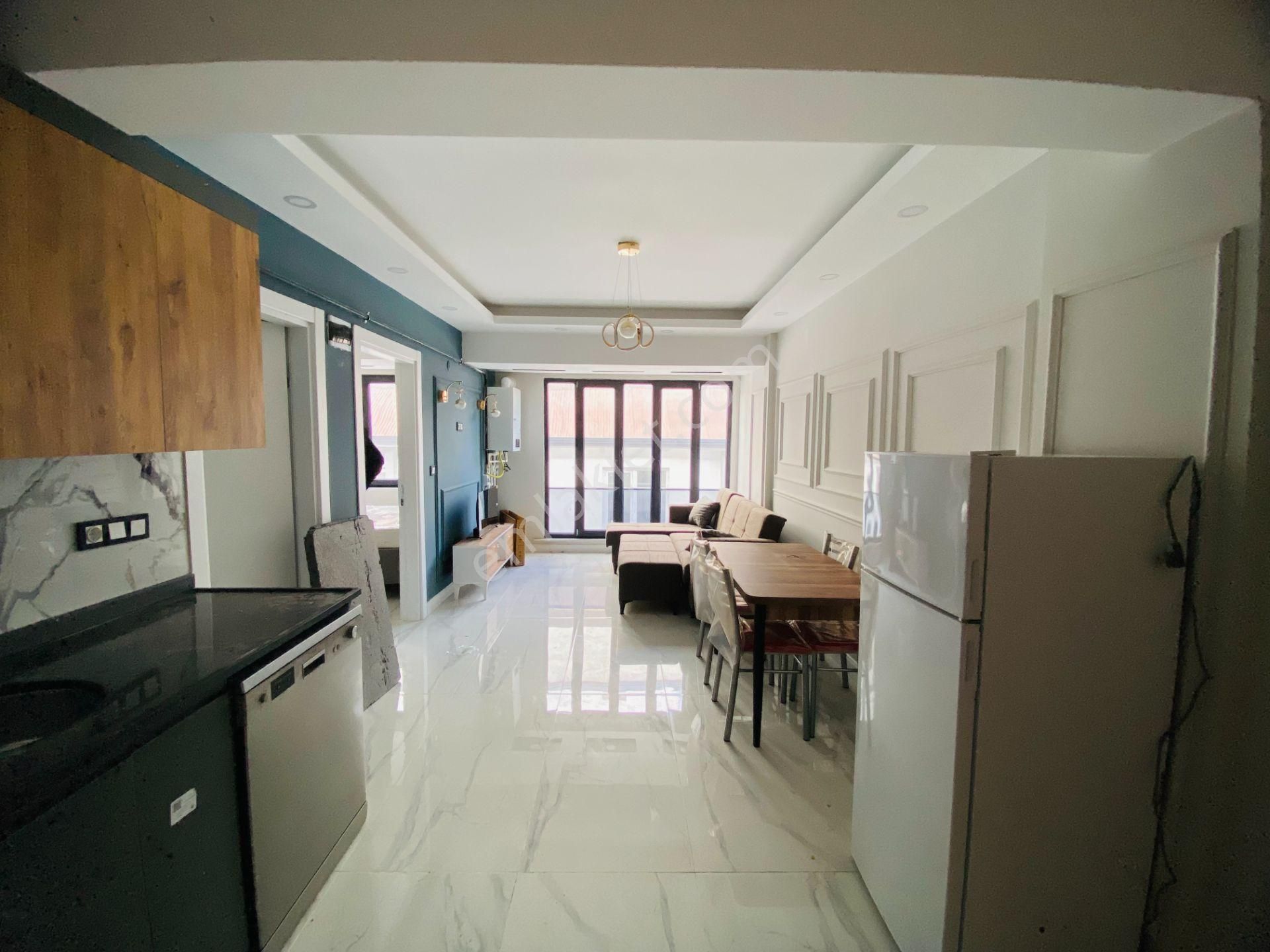 Güven'den Kapaklıda Okullar Bölgesinde Eşyalı Ön Cephe 1+1 Daire - Görsel 2