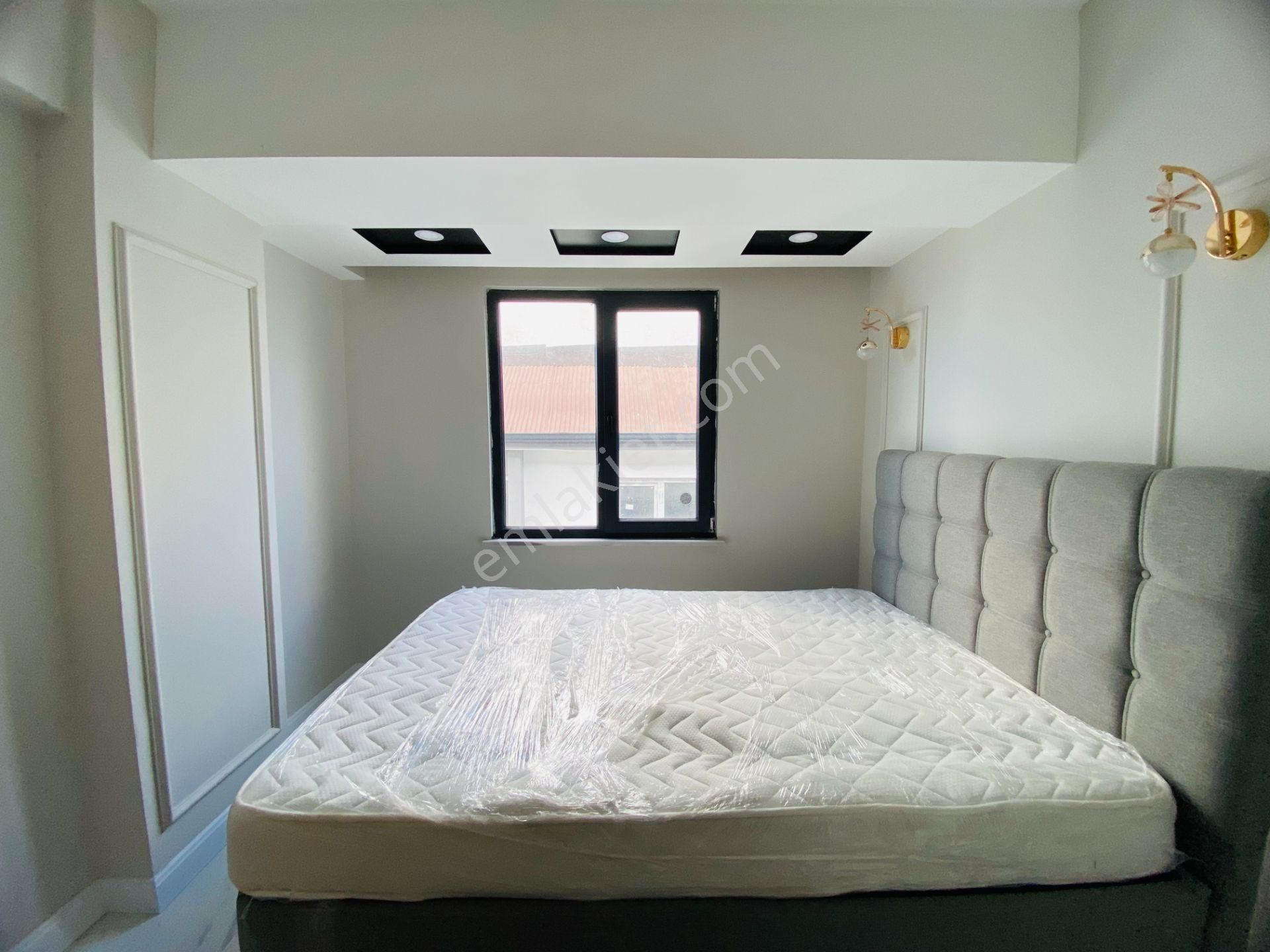 Güven'den Kapaklıda Okullar Bölgesinde Eşyalı Ön Cephe 1+1 Daire - Görsel 18