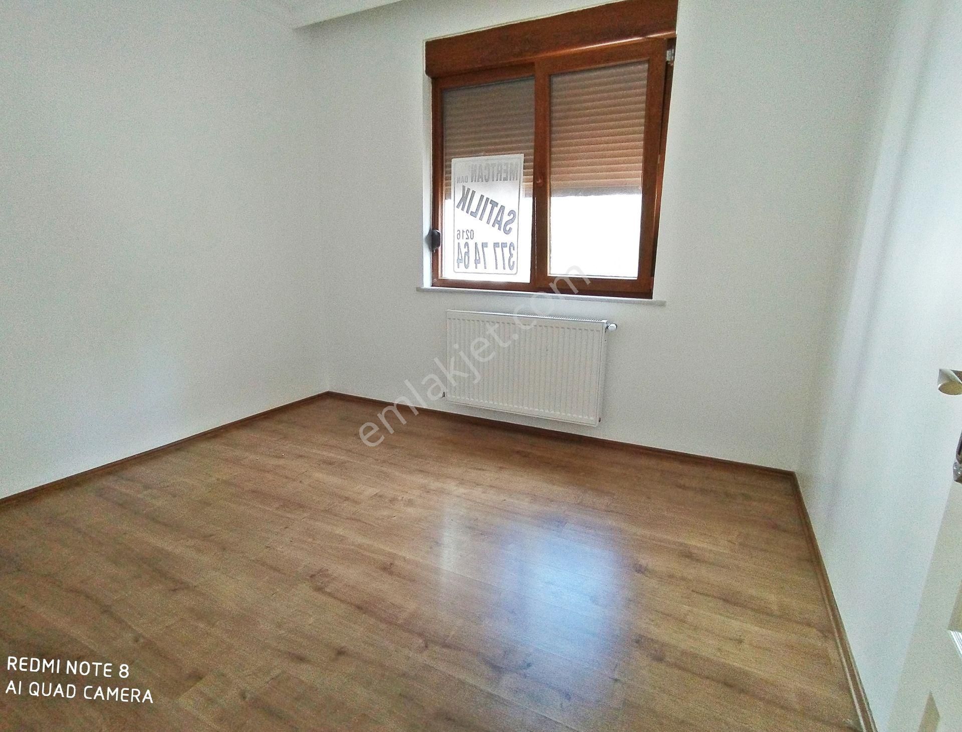 Mertcan Dan Yakacık Meydana Yürüme Kredi Limitsiz 3+1 İskanlı - Balkonlu - Görsel 5