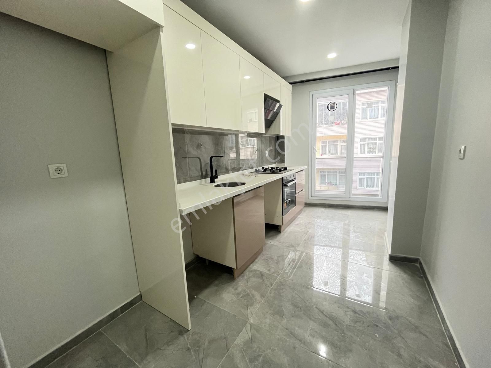 Loft'tanyeşilova Mah Tapu Masrafsız Sıfır 3+1 Ara Kat Daire - Görsel 5