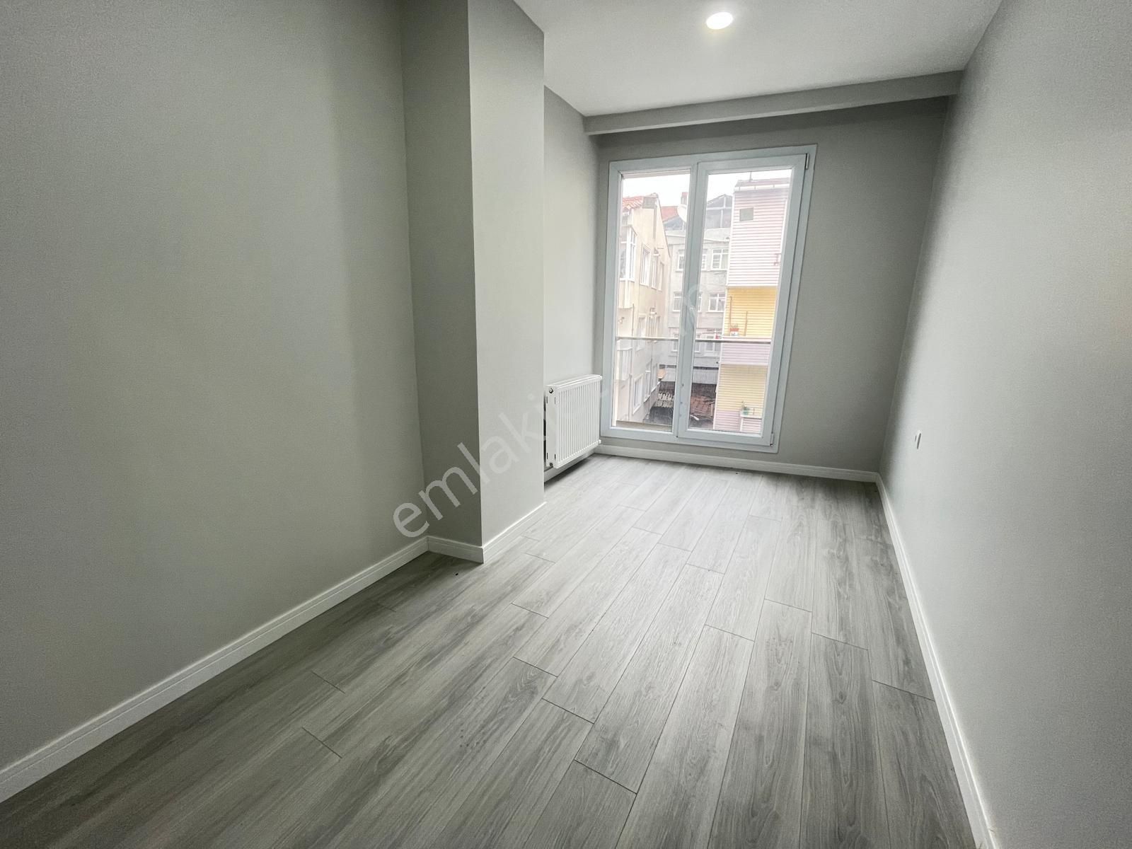 Loft'tanyeşilova Mah Tapu Masrafsız Sıfır 3+1 Ara Kat Daire - Görsel 8