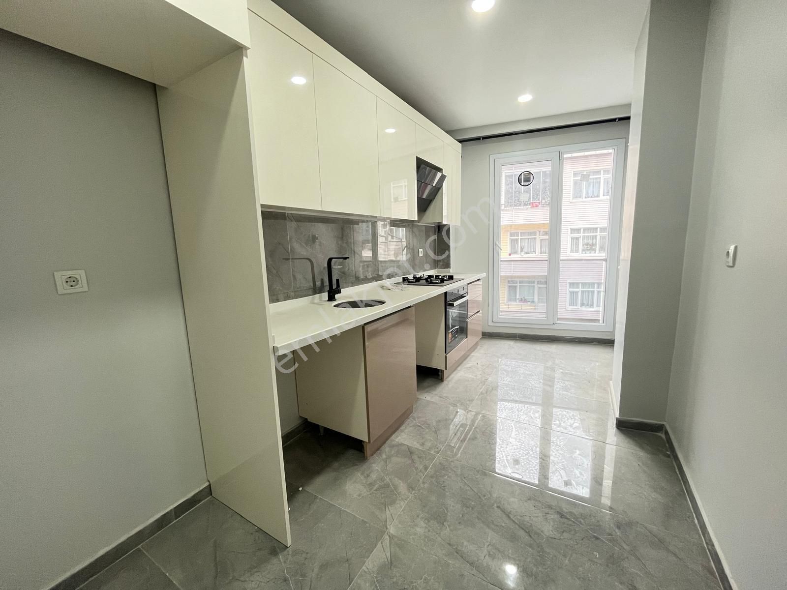 Loft'tanyeşilova Mah Tapu Masrafsız Sıfır 3+1 Ara Kat Daire - Görsel 7