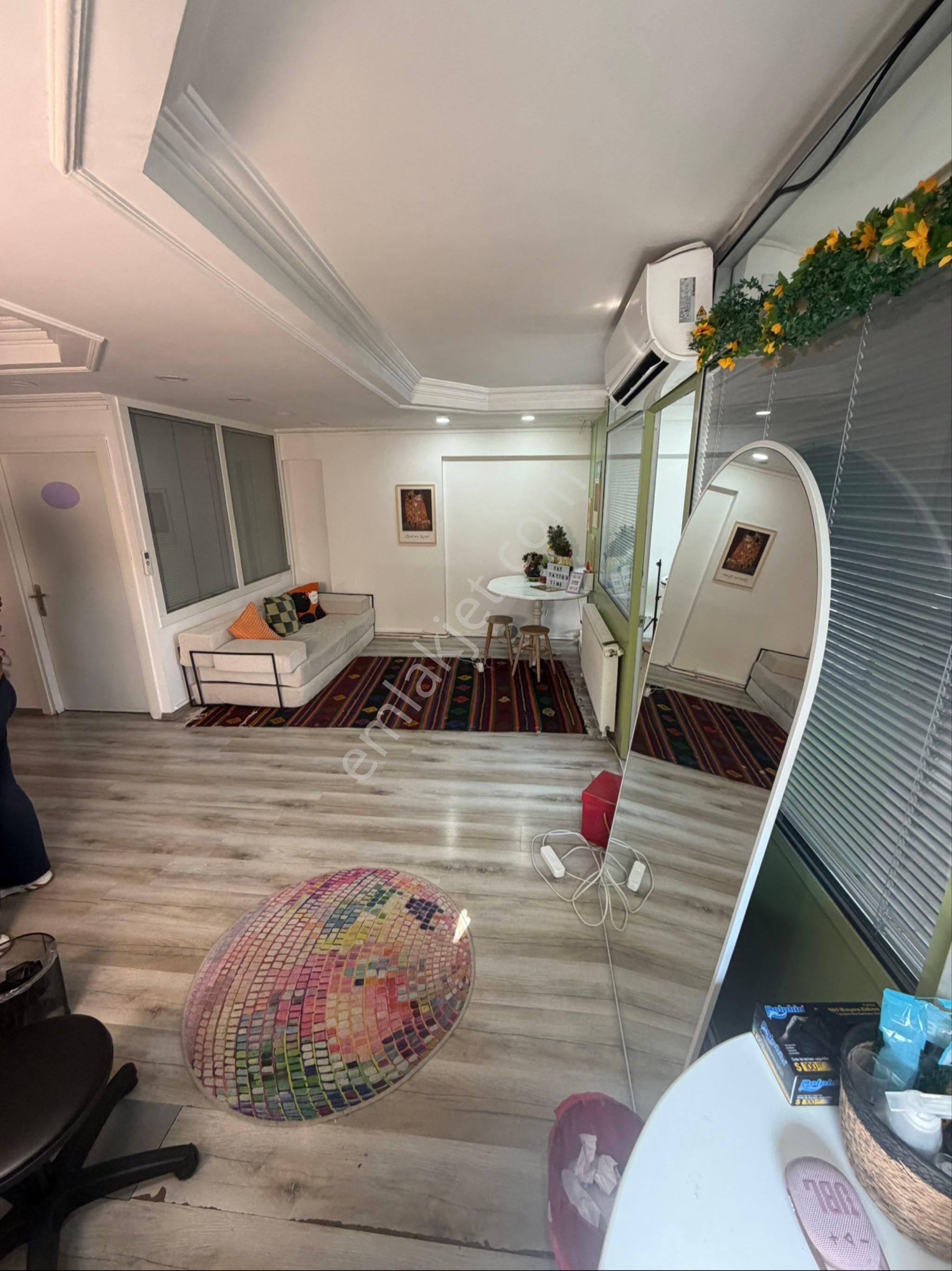 Kadıköy Mühürdar Cd Üzerinde Tabela Değeri Yüksek Aydınlık Manzaralı Asansörlü Ofis - Görsel 18