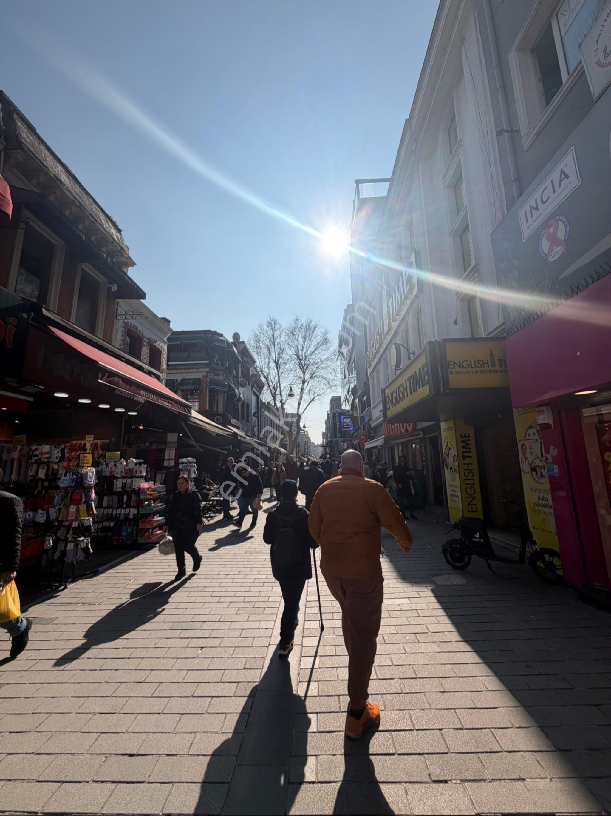 Kadıköy Mühürdar Cd Üzerinde Tabela Değeri Yüksek Aydınlık Manzaralı Asansörlü Ofis - Görsel 11