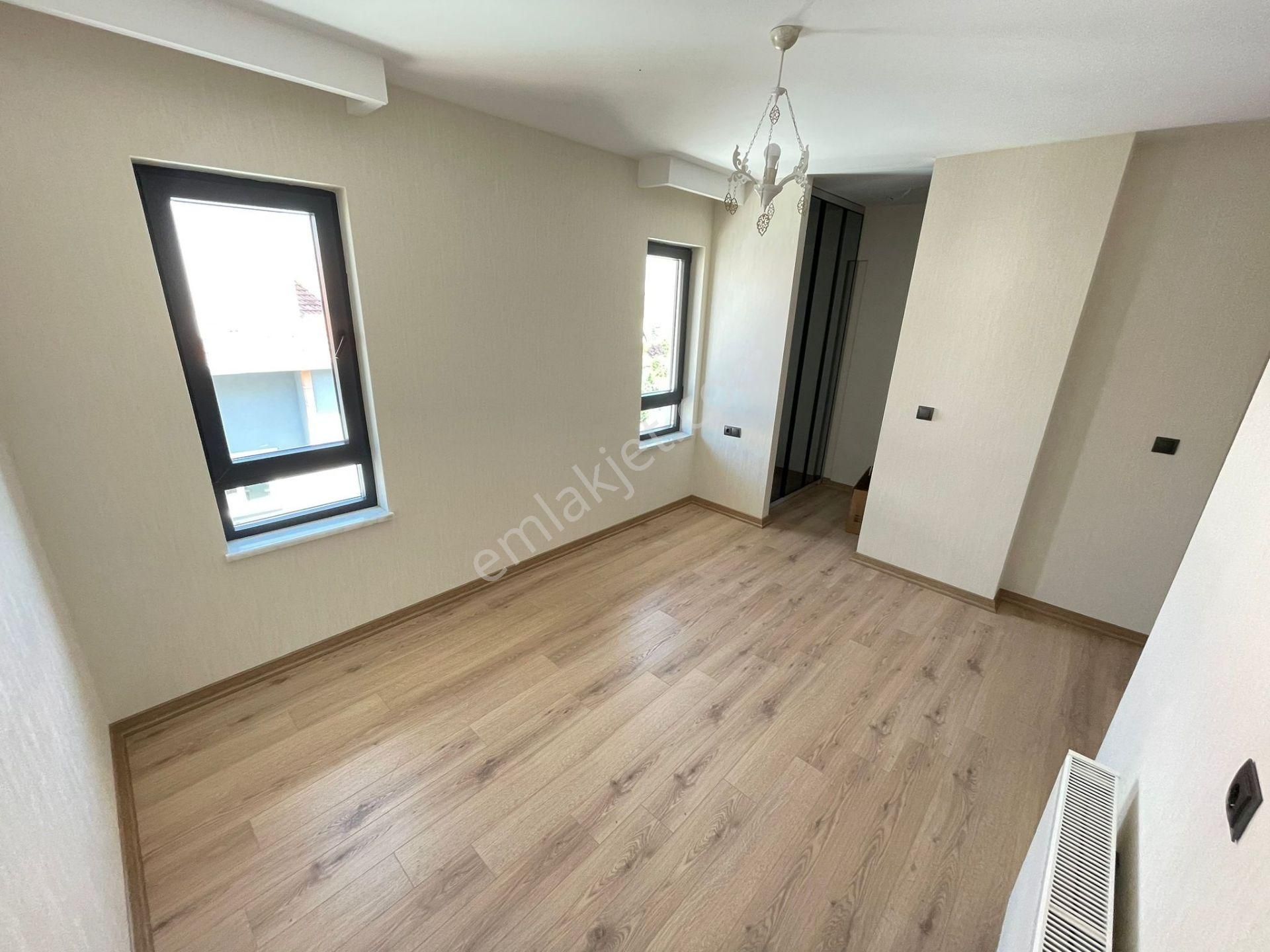 Es-astan Selçuklu Mahallesinde Sıfır Binada Ultra Lüks Kiralık Daire - Görsel 20