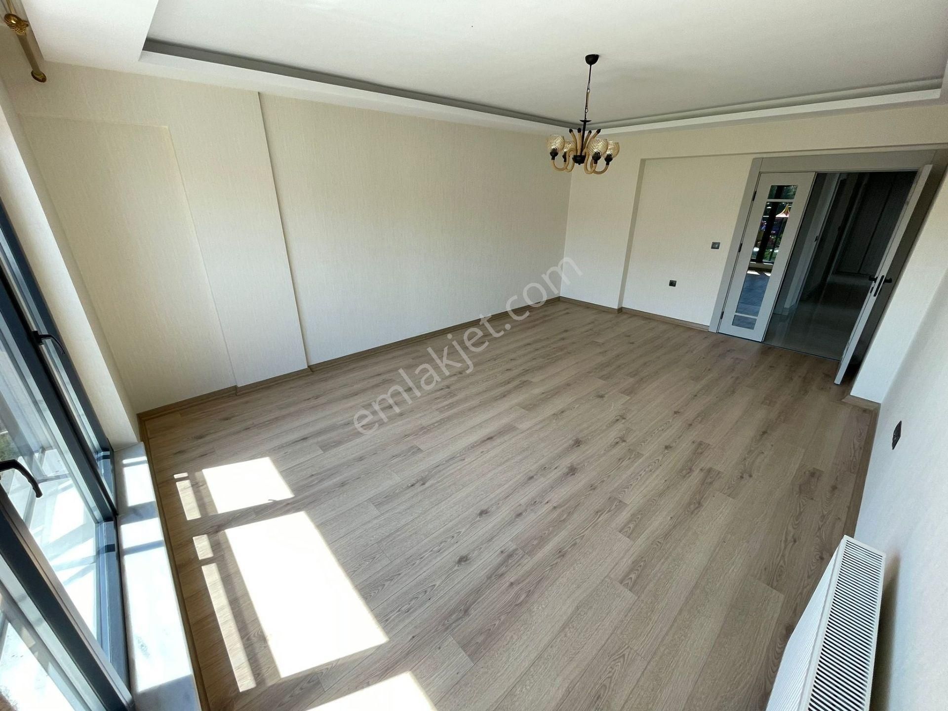 Es-astan Selçuklu Mahallesinde Sıfır Binada Ultra Lüks Kiralık Daire - Görsel 5