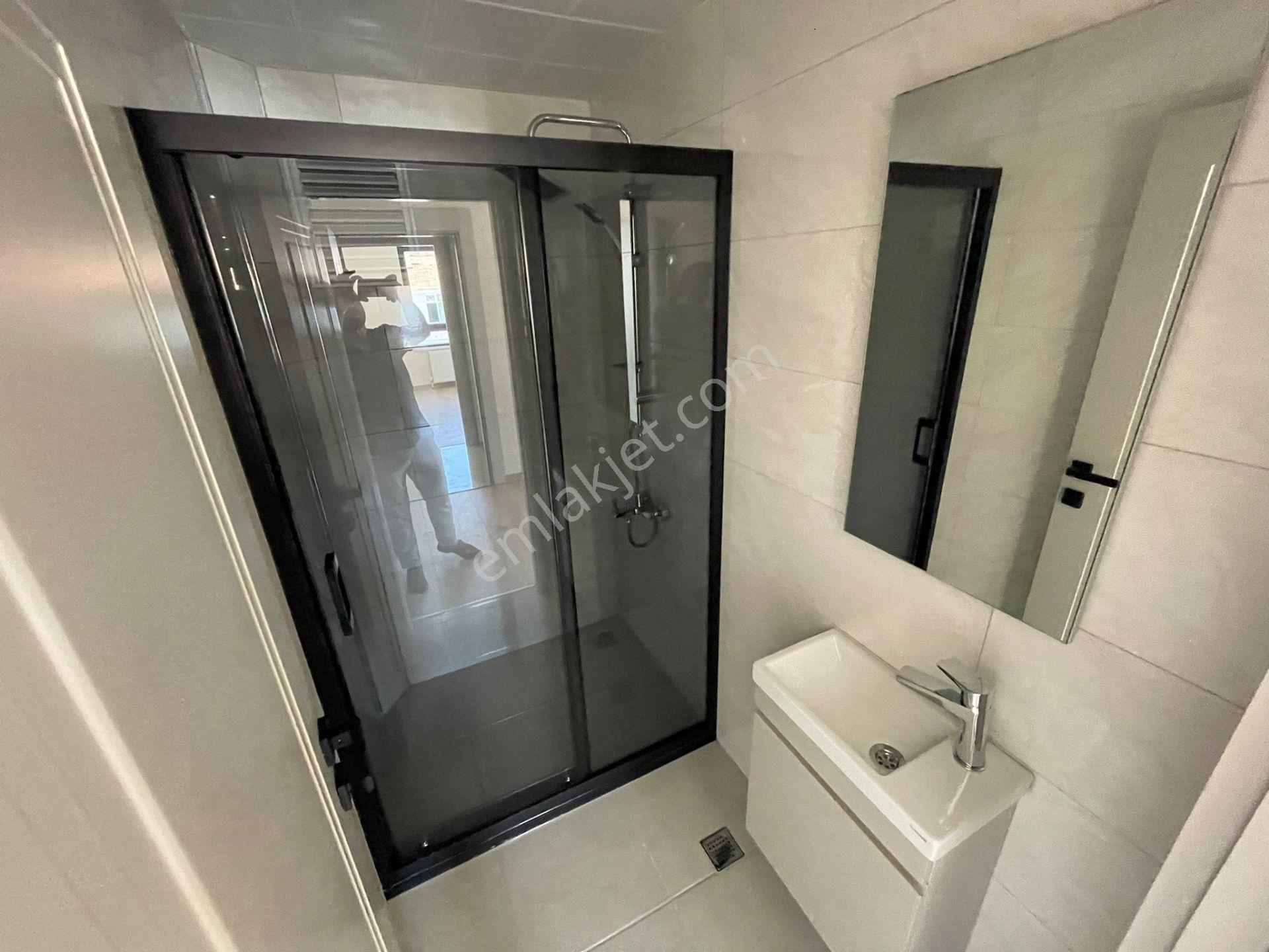 Es-astan Selçuklu Mahallesinde Sıfır Binada Ultra Lüks Kiralık Daire - Görsel 24