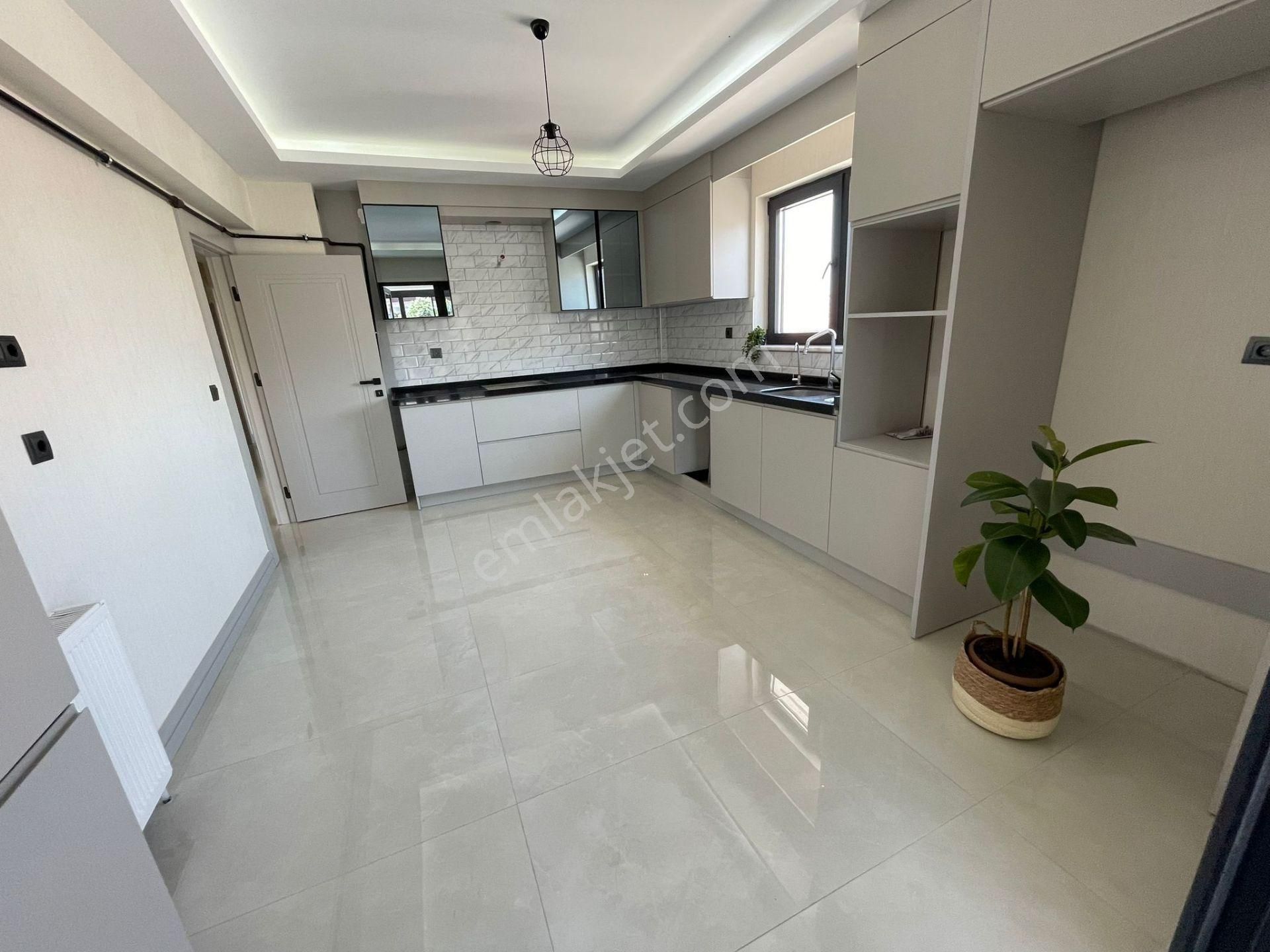 Es-astan Selçuklu Mahallesinde Sıfır Binada Ultra Lüks Kiralık Daire