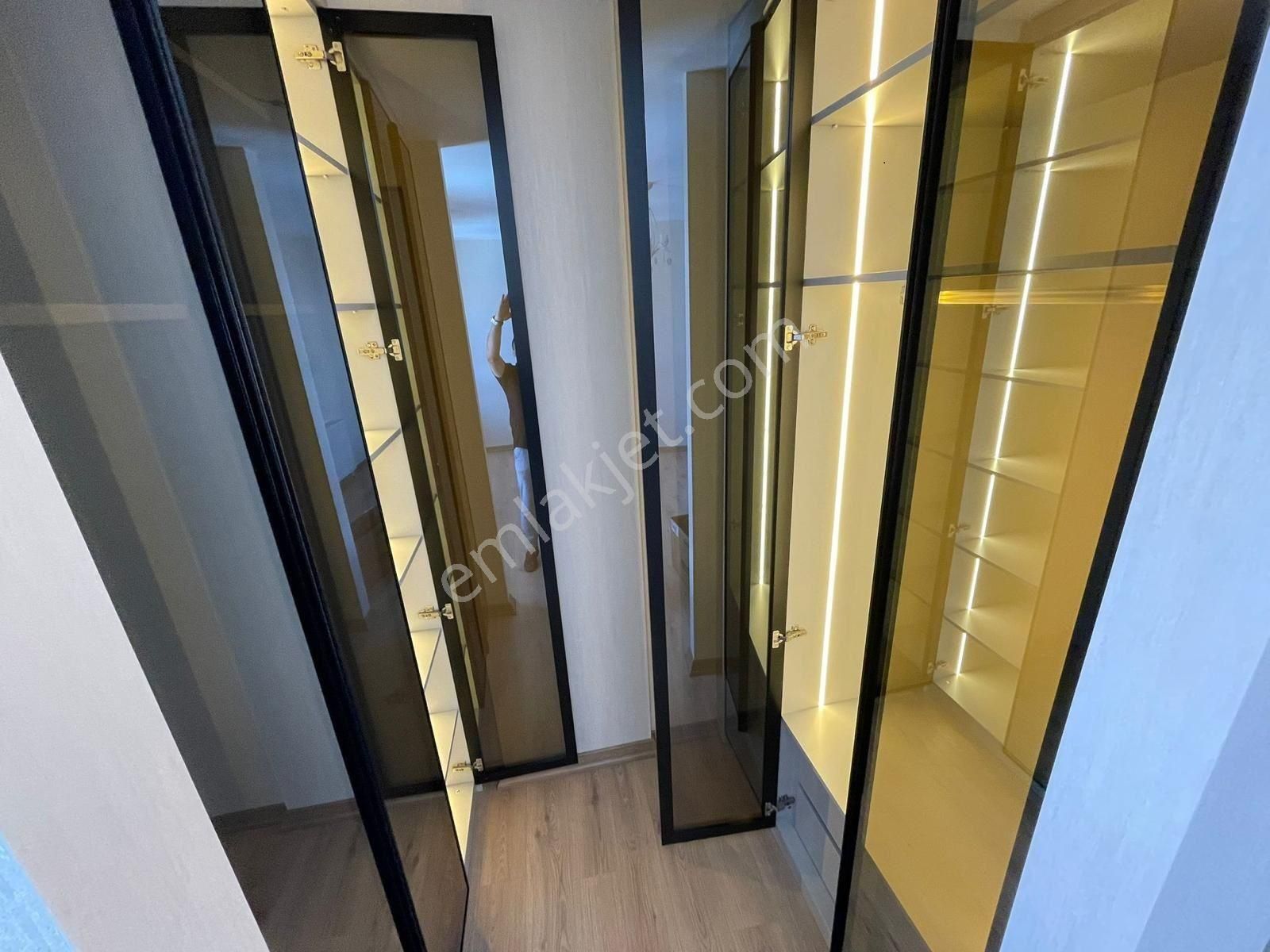 Es-astan Selçuklu Mahallesinde Sıfır Binada Ultra Lüks Kiralık Daire - Görsel 27