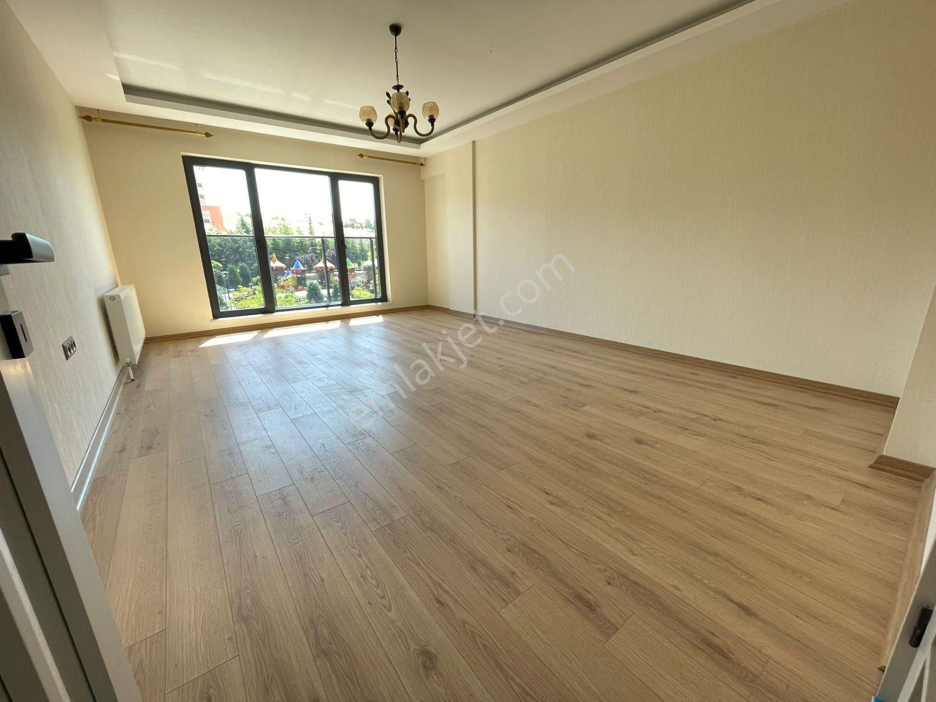 Es-astan Selçuklu Mahallesinde Sıfır Binada Ultra Lüks Kiralık Daire - Görsel 7