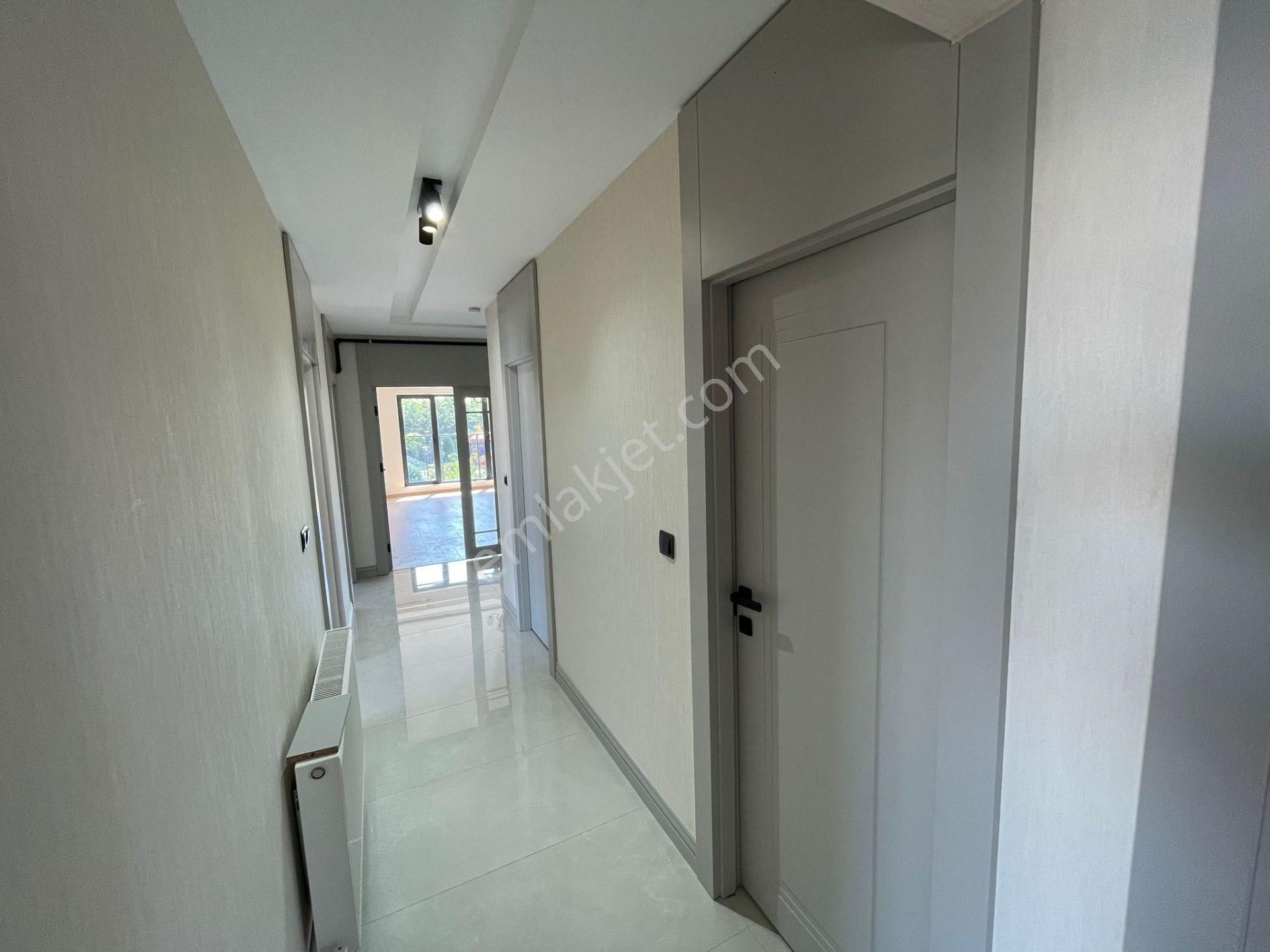 Es-astan Selçuklu Mahallesinde Sıfır Binada Ultra Lüks Kiralık Daire - Görsel 31