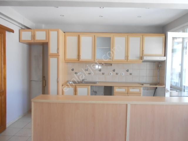 Zeytinlik Te Deniz Manzaralı 4+1 160m2 (2 Şömineli) Asansörlü - Görsel 22