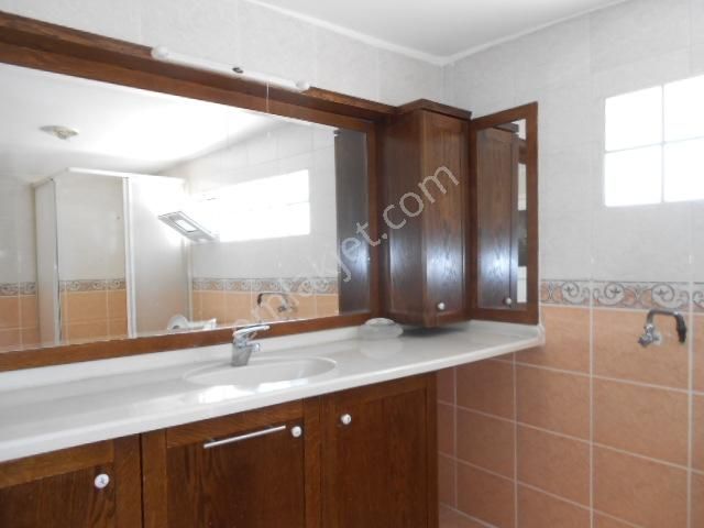 Zeytinlik Te Deniz Manzaralı 4+1 160m2 (2 Şömineli) Asansörlü - Görsel 25