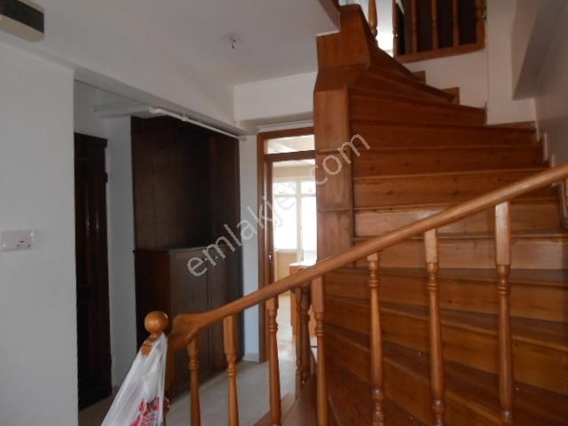 Zeytinlik Te Deniz Manzaralı 4+1 160m2 (2 Şömineli) Asansörlü - Görsel 6