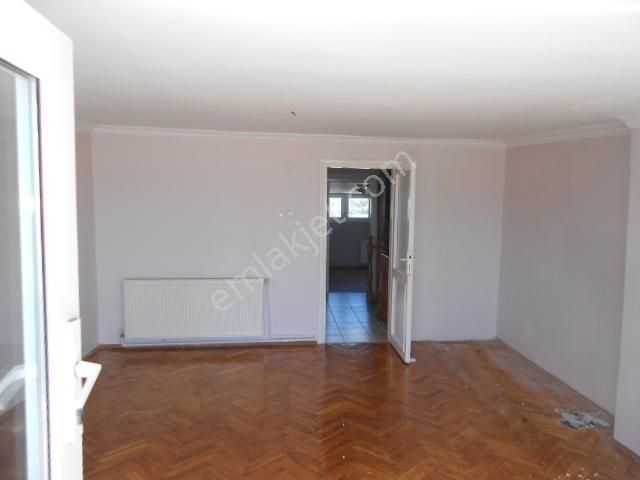 Zeytinlik Te Deniz Manzaralı 4+1 160m2 (2 Şömineli) Asansörlü - Görsel 23