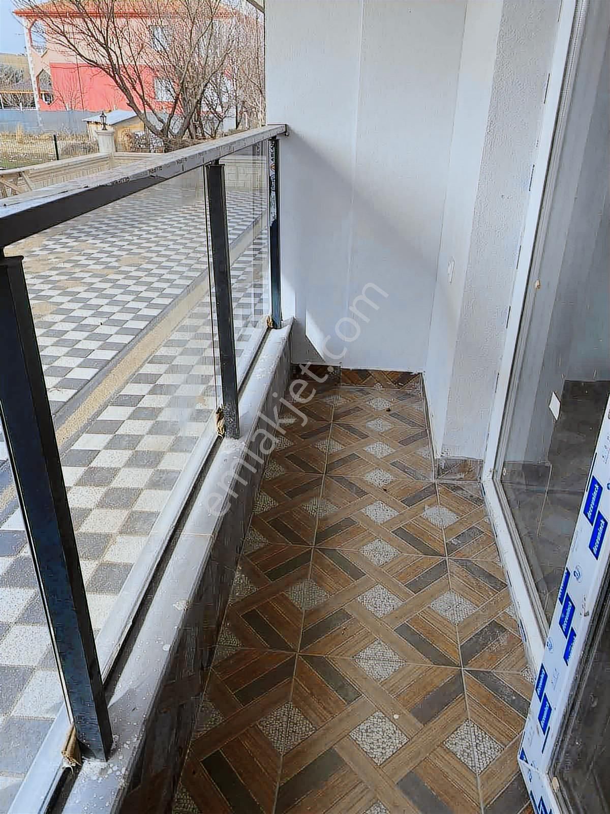 Dumlupınar Mahallesinde Yola Yakın Lüks Yapılı Kiralık Daire - Görsel 6