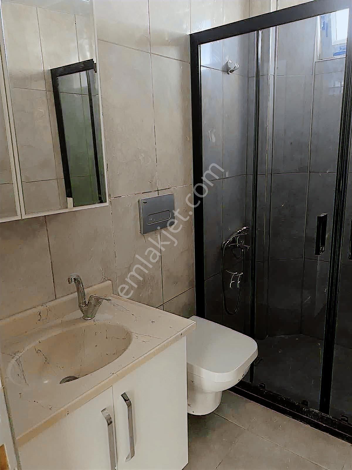 Dumlupınar Mahallesinde Yola Yakın Lüks Yapılı Kiralık Daire - Görsel 8