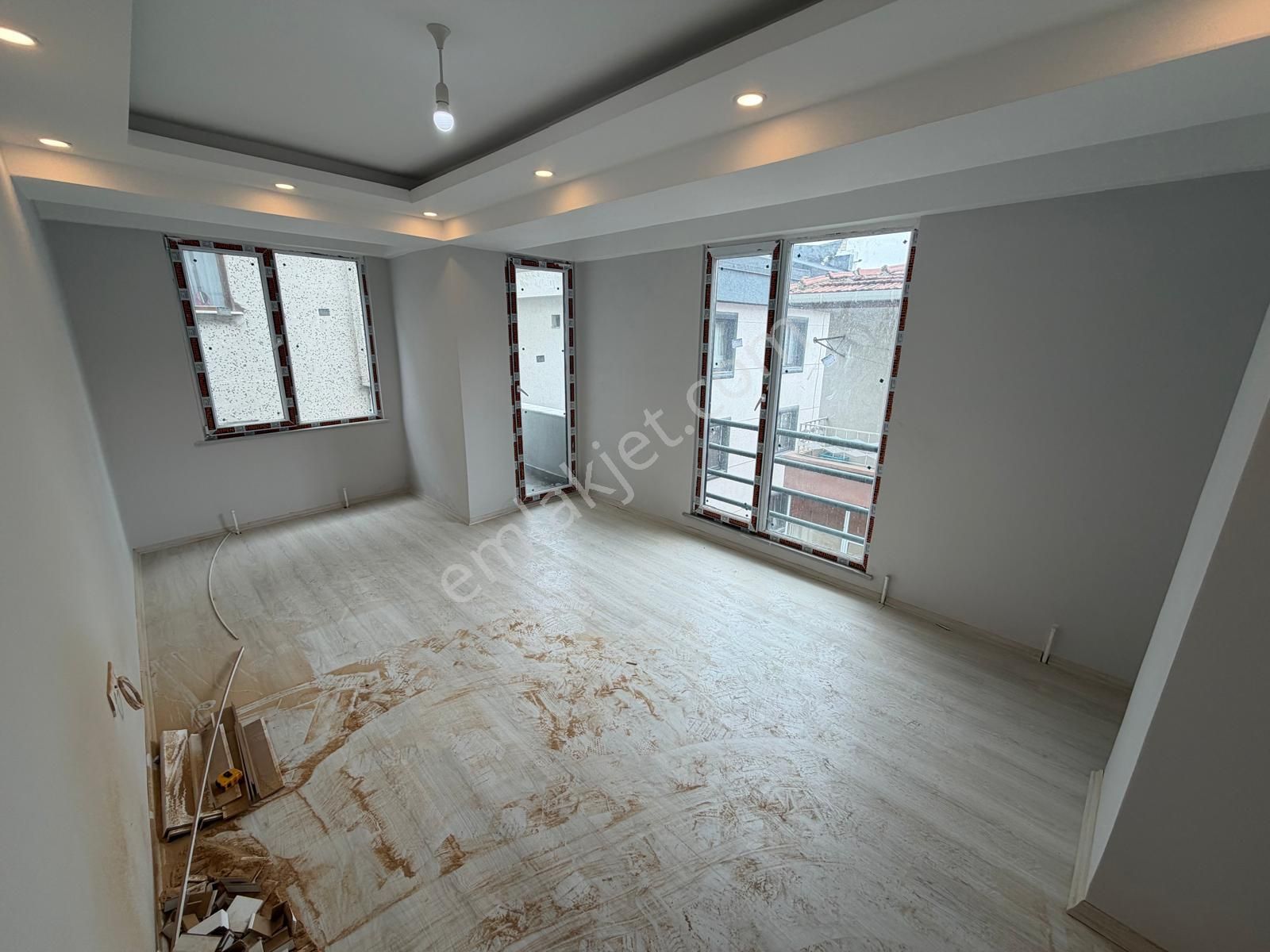 İstanbul House'dan Bahçelievler'de Sıfır Binada 2+1 Ara Kat