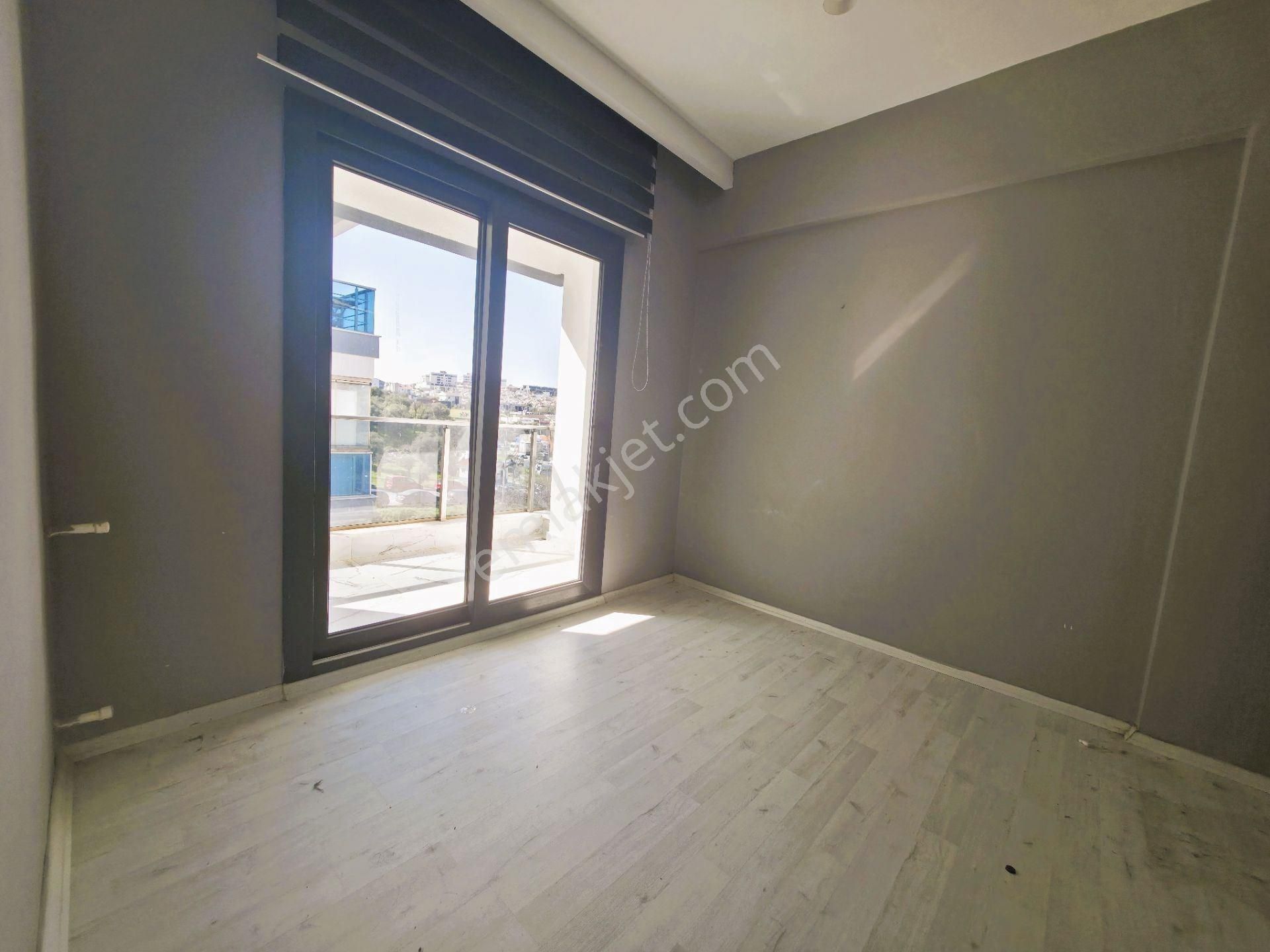 Kuşadası Değirmendere Satılık 2+1 Daire - Görsel 13