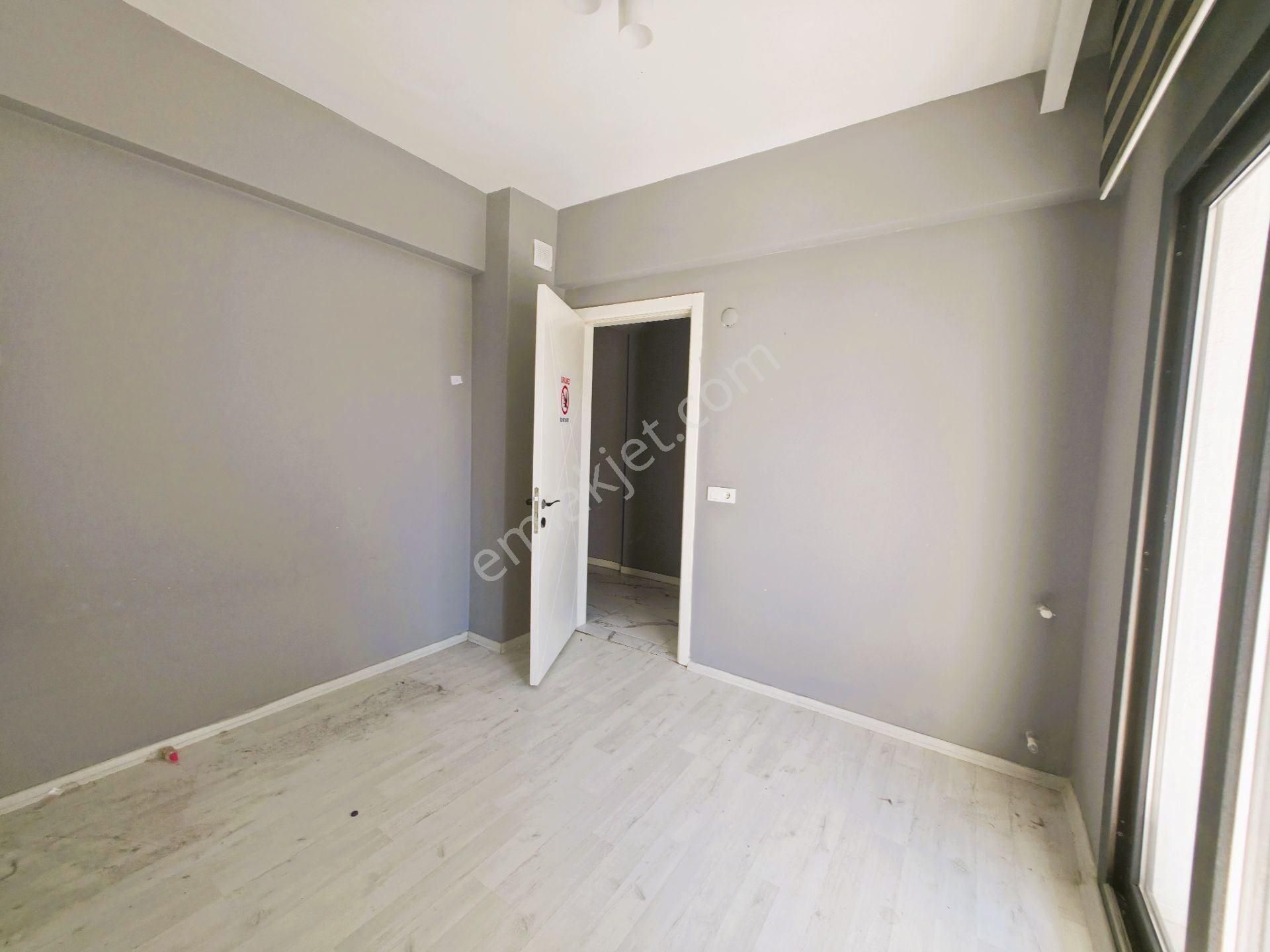 Kuşadası Değirmendere Satılık 2+1 Daire - Görsel 14