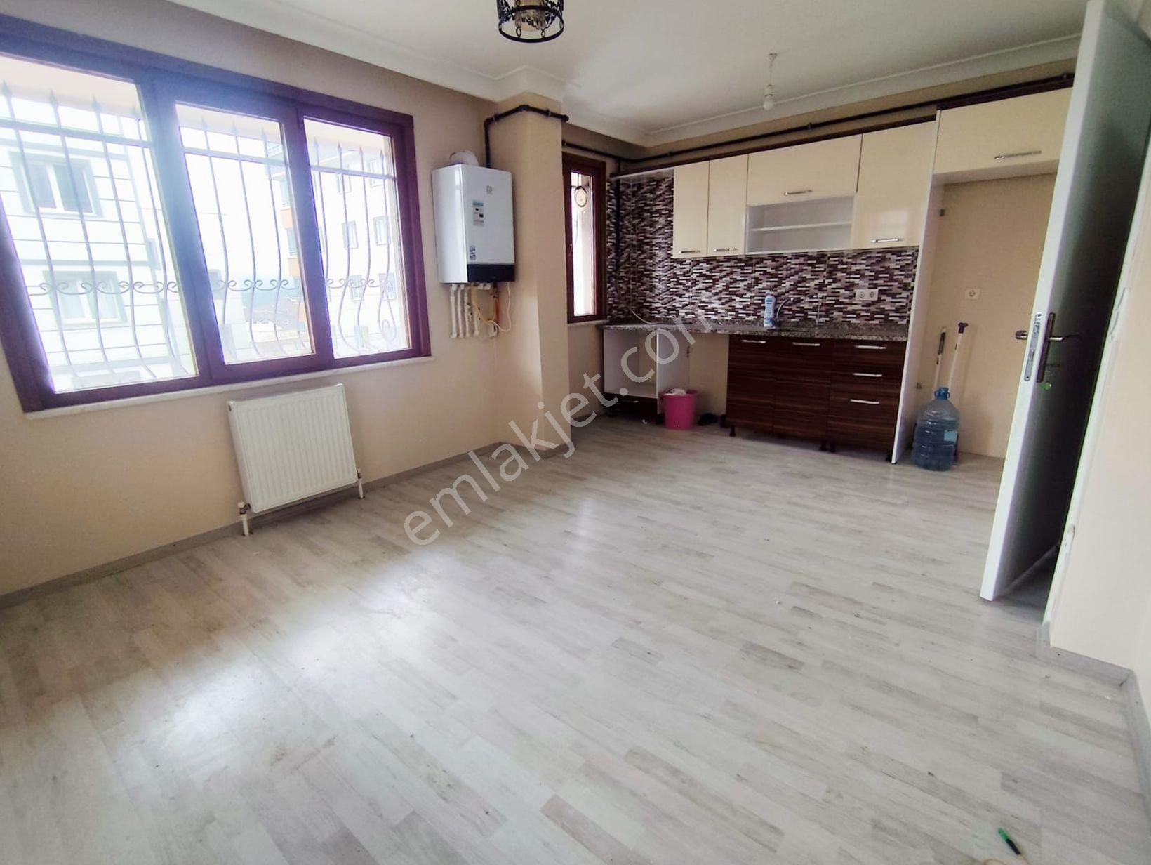 Mertcan Dan Fatih Mah 2 Banyolu - İskanlı 4+2 Fırsat Ters Dubleks - Görsel 3