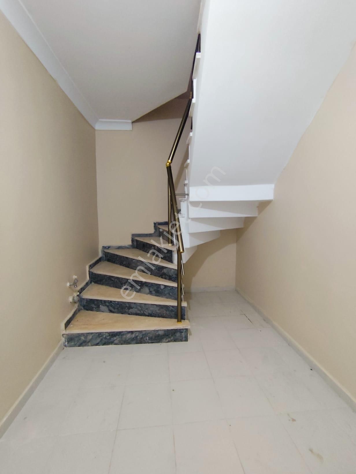 Mertcan Dan Fatih Mah 2 Banyolu - İskanlı 4+2 Fırsat Ters Dubleks - Görsel 18