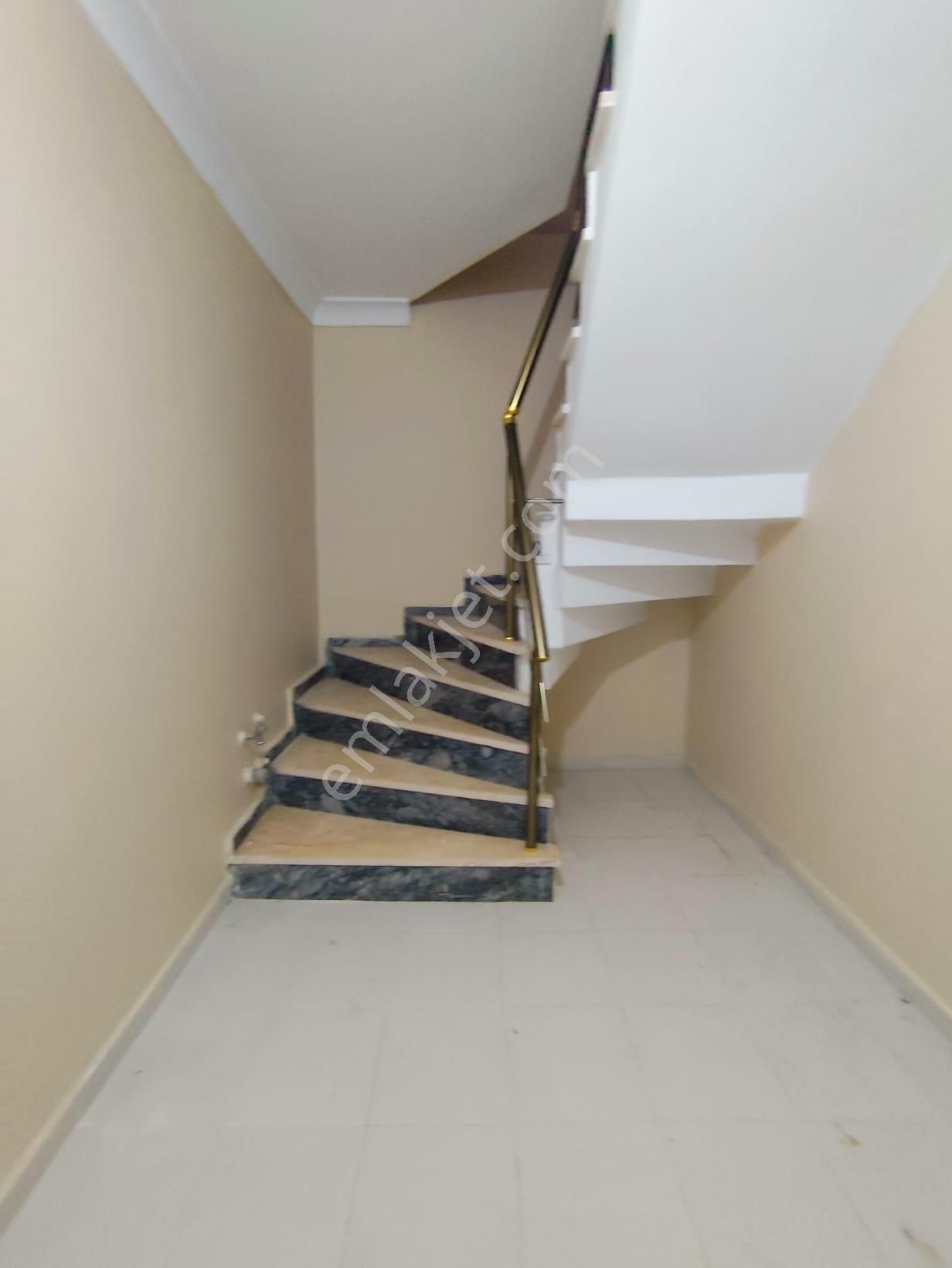 Mertcan Dan Fatih Mah 2 Banyolu - İskanlı 4+2 Fırsat Ters Dubleks - Görsel 17