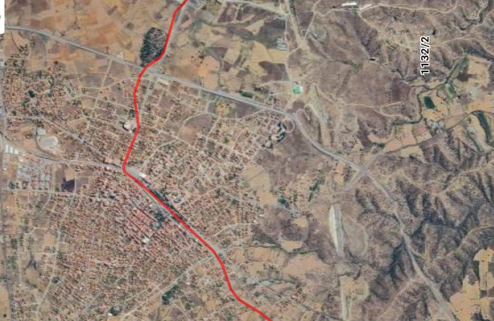Uşak Eşme İstasyon Mahallesinde 338m2 Satılık Arsa - Görsel 2