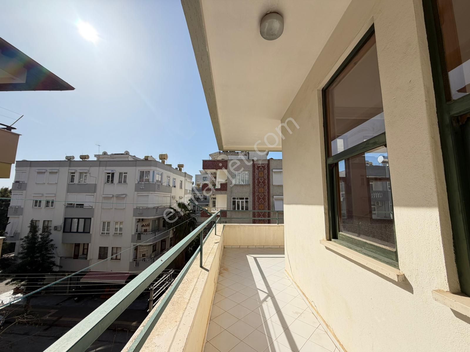 Kiralık 4+1 Daire - Görsel 26