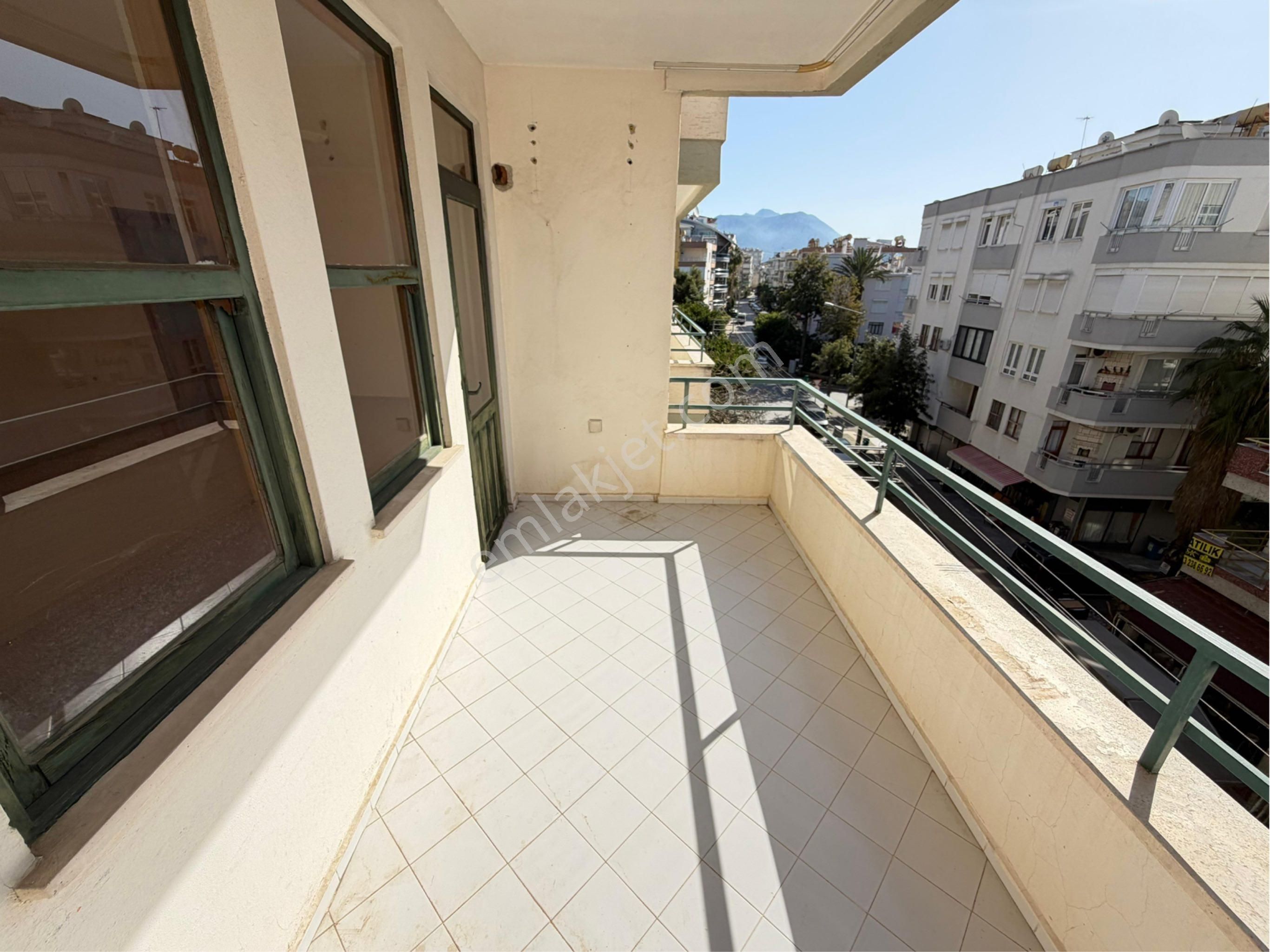 Kiralık 4+1 Daire - Görsel 19