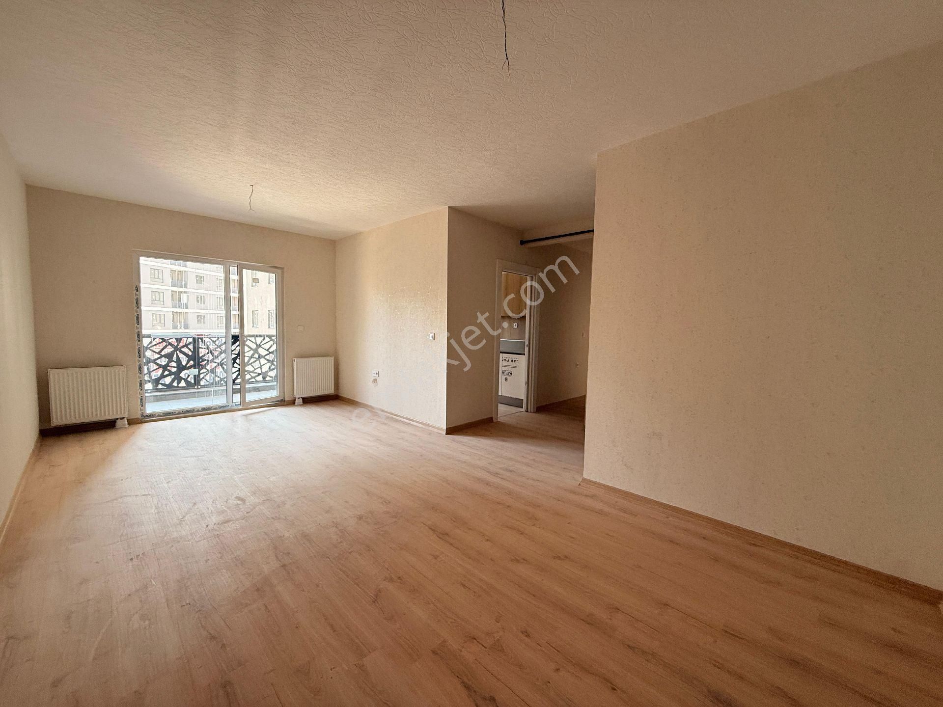 Kaçmaz Emlak Cumhuriyet Mah Prestij Yeni Hayat Kiralık Sıfır 3+1 Daire - Görsel 9