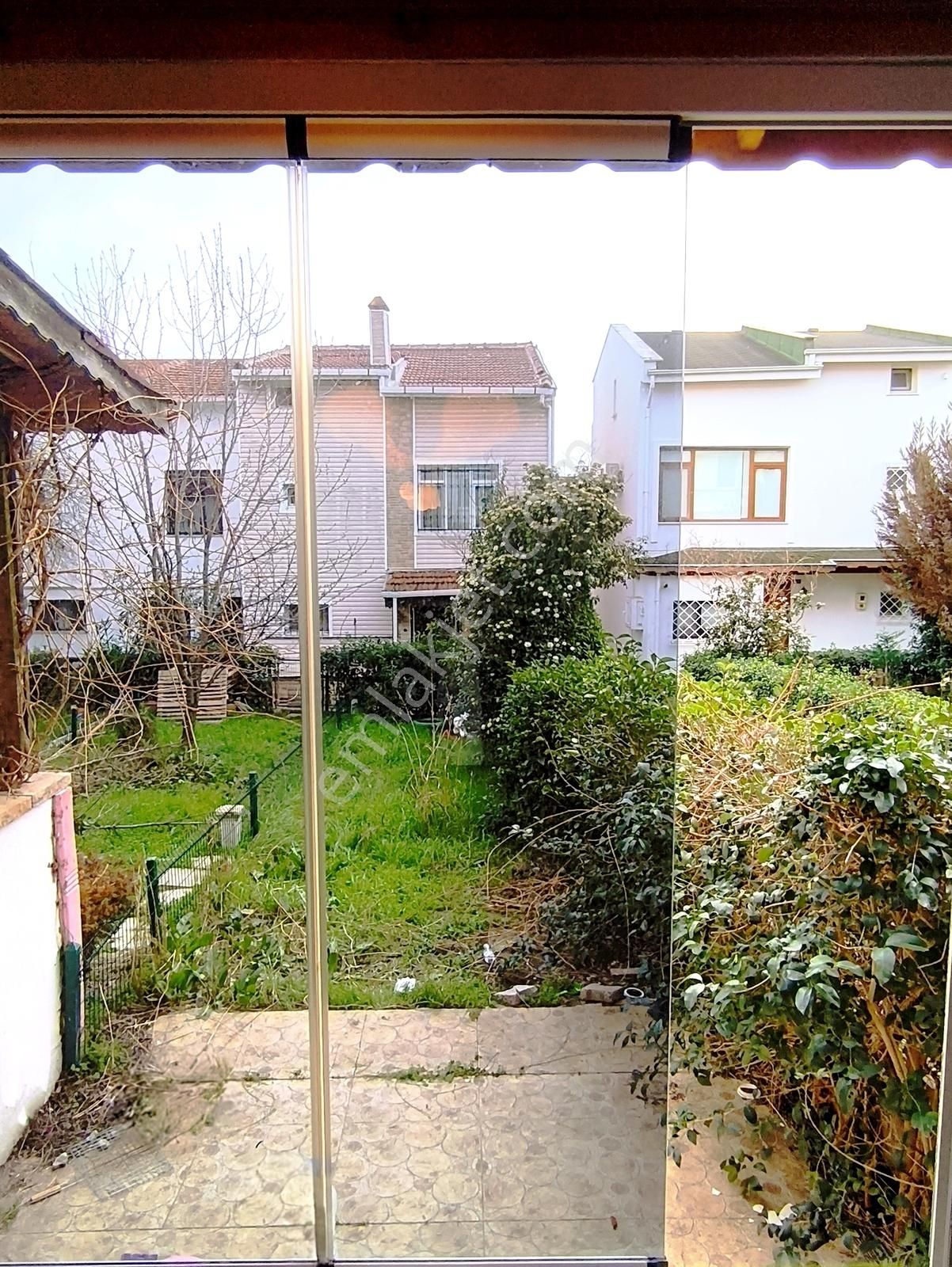 Silivri Basınkent 1 Sitesi'nde Kiralık Deniz Manzaralı Tripleks - Görsel 2