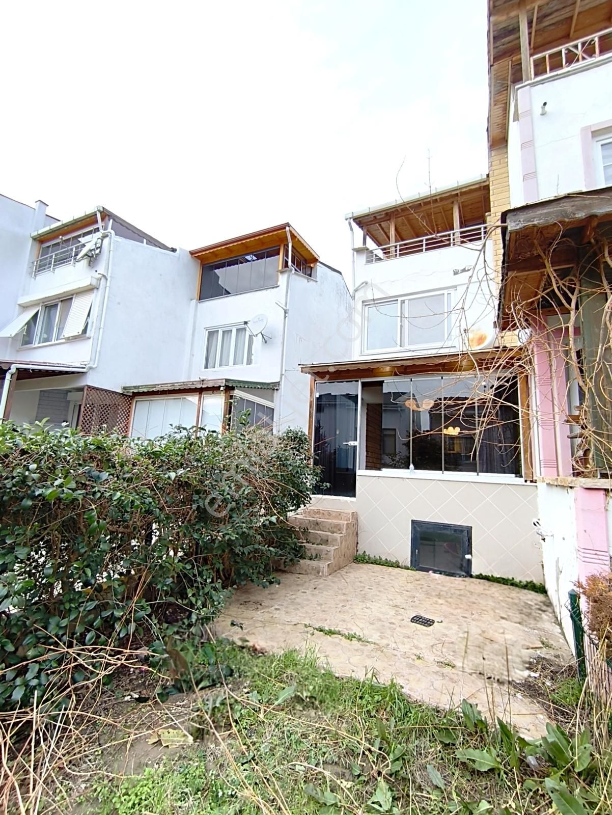 Silivri Basınkent 1 Sitesi'nde Kiralık Deniz Manzaralı Tripleks