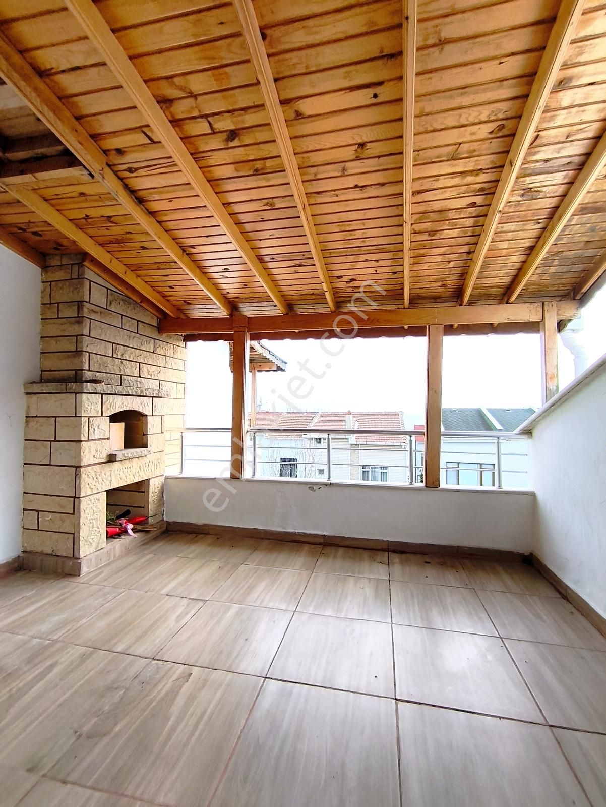 Silivri Basınkent 1 Sitesi'nde Kiralık Deniz Manzaralı Tripleks - Görsel 20
