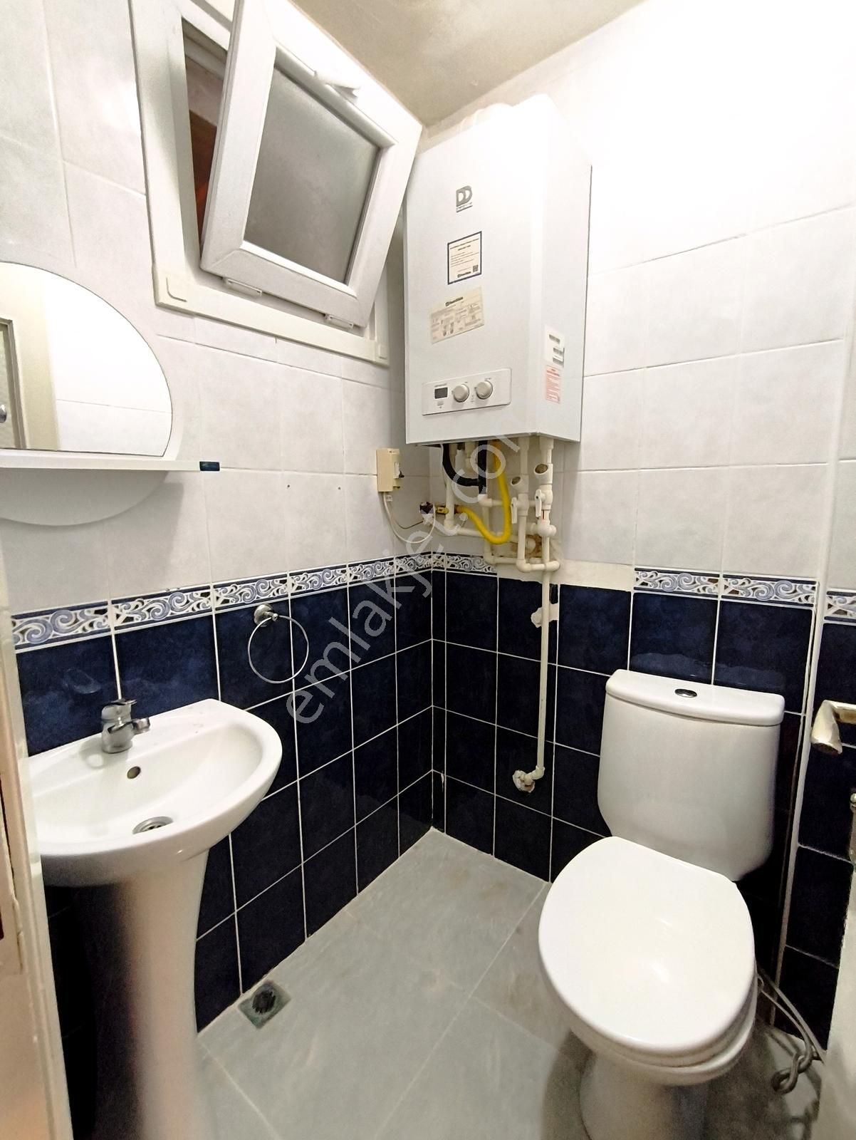 Silivri Basınkent 1 Sitesi'nde Kiralık Deniz Manzaralı Tripleks - Görsel 3