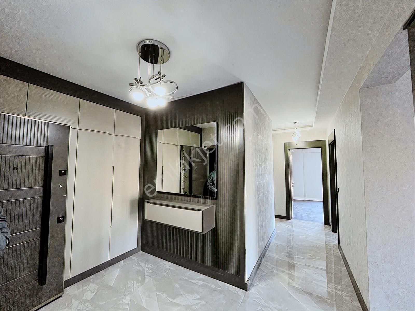 Karapürçek Yeşil Kuşak'ta Site İçinde 4+1 Lüks Fırsat Daire - Görsel 2