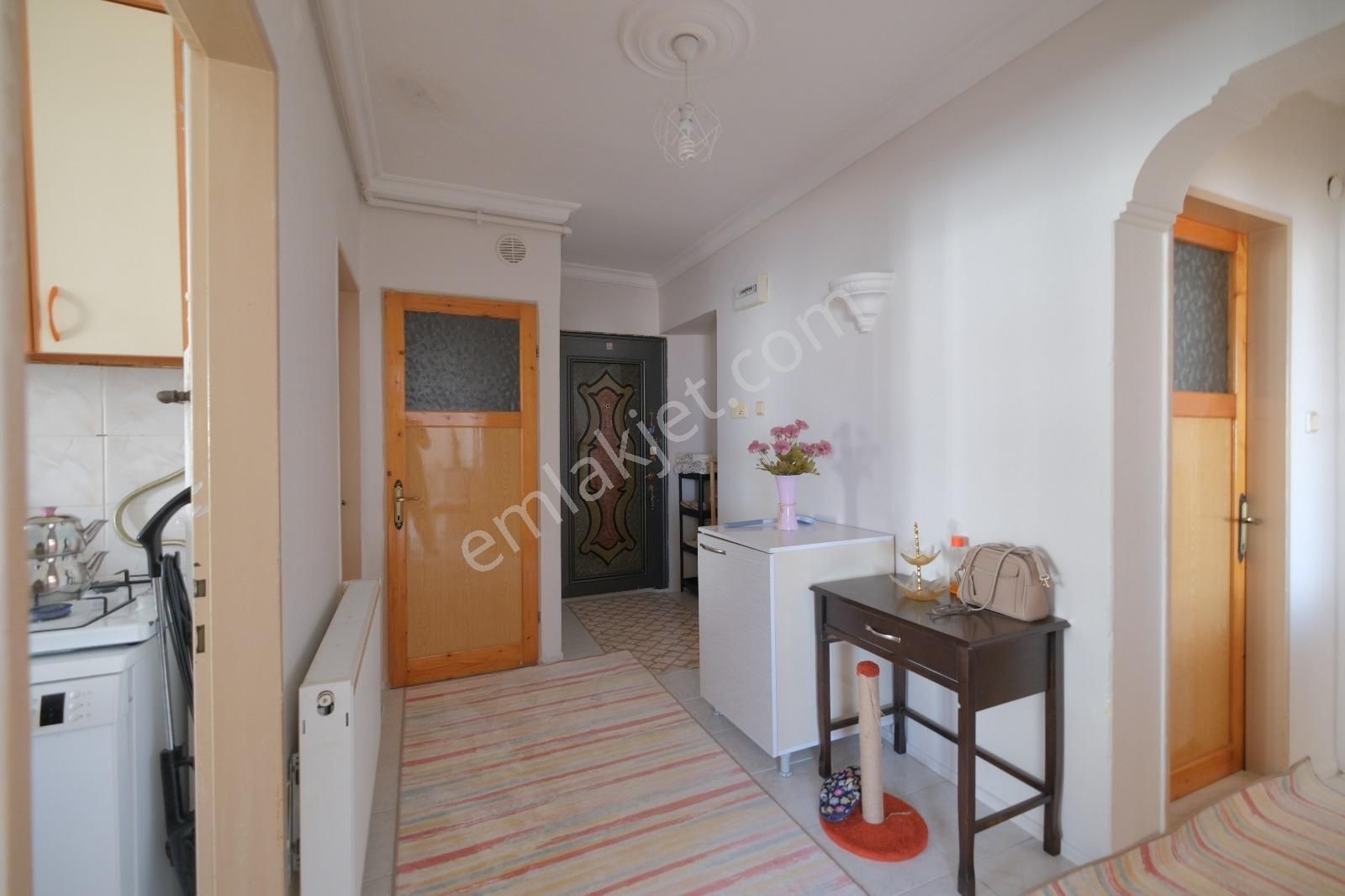 Koyunderenin Merkezinde, Ferah Ve Yatırımlık 120m2 3+1 Daire - Görsel 6