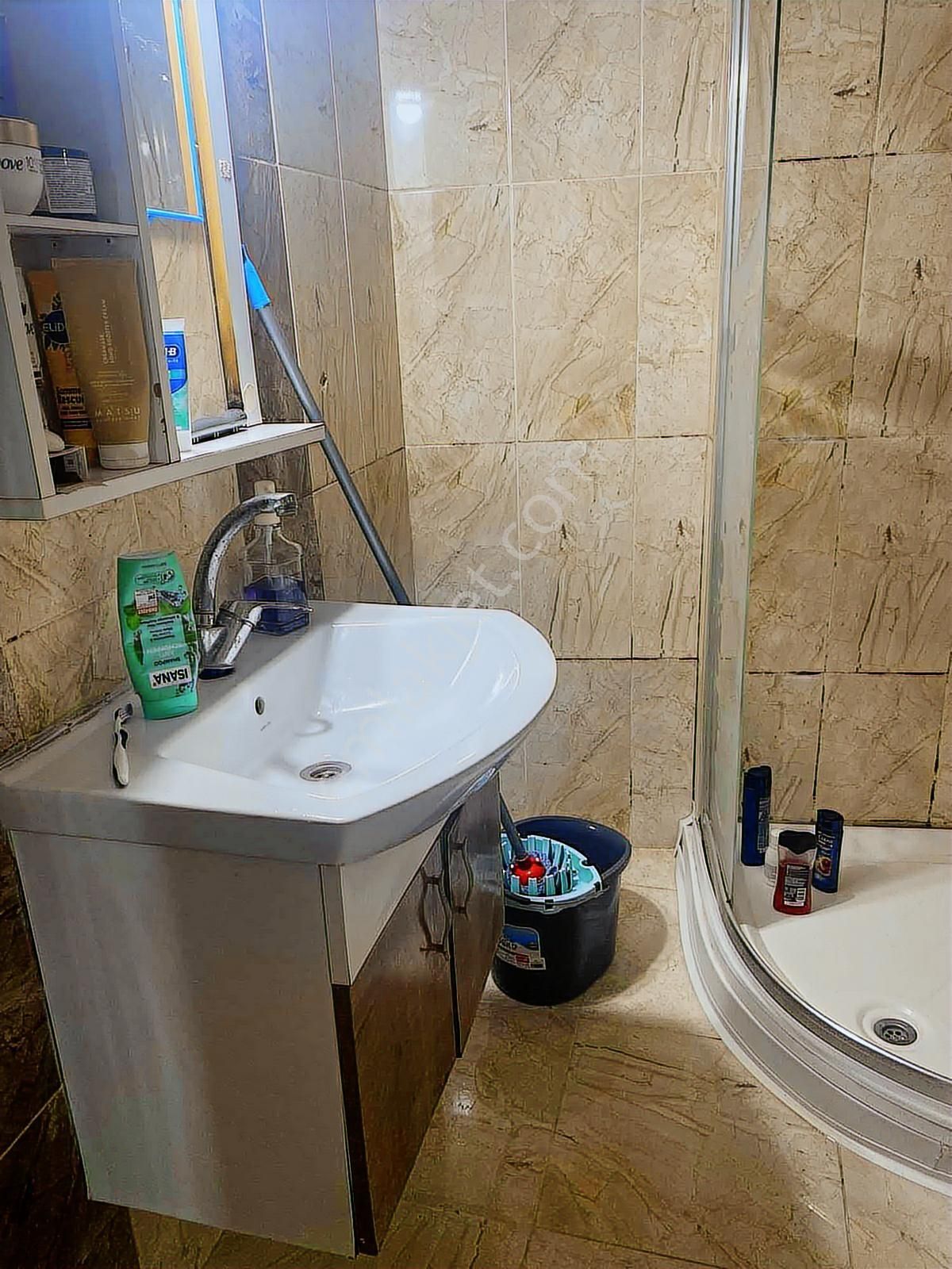 Turpa'dan Bahçelievler'de Kiralık 1+1 Daire - Görsel 4