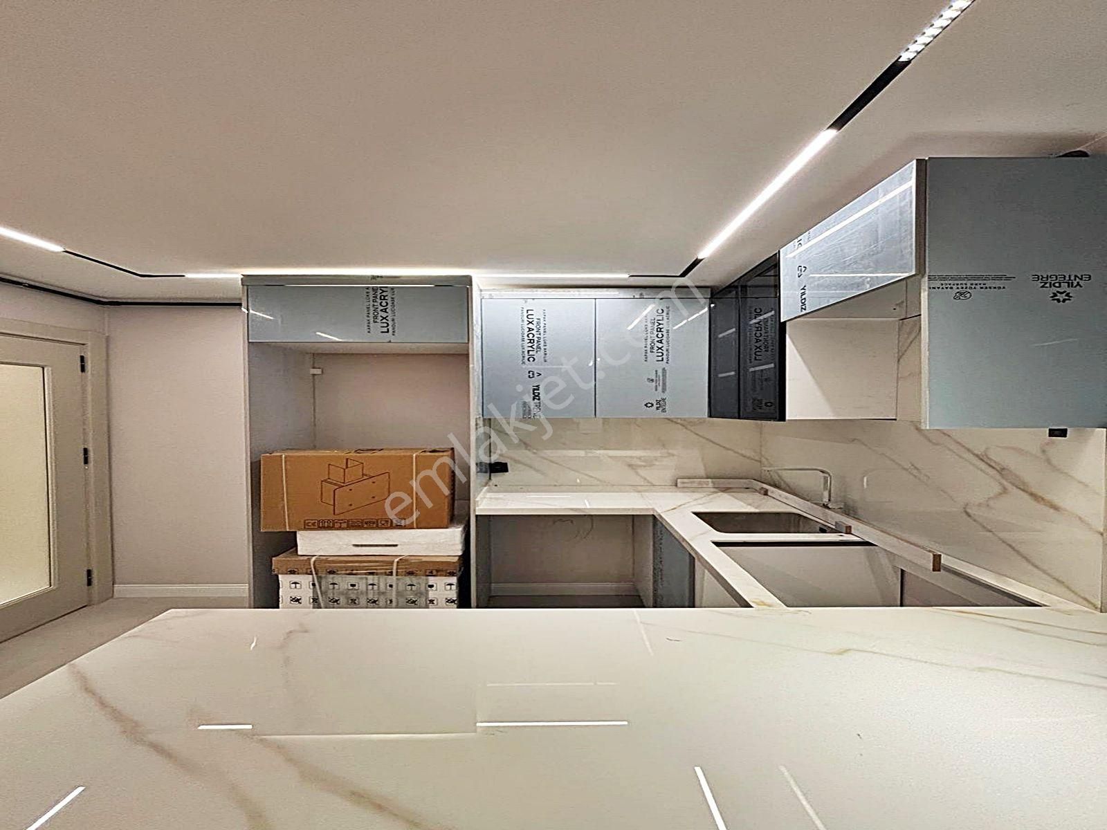 Cadde34 Yapı'dan Akevler'de Sıfır Butik Site İçerisinde Özel Tasarım Eşyalı Satılık 2+1 Daire!! - Görsel 12