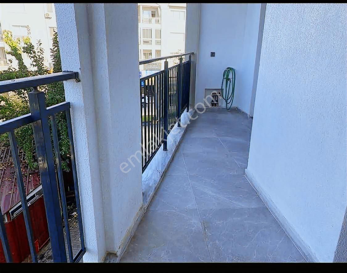 Kuşadası Davutlarda Sıfır Eşyalı Lüks Kiralık 1+1 Daire - Görsel 7