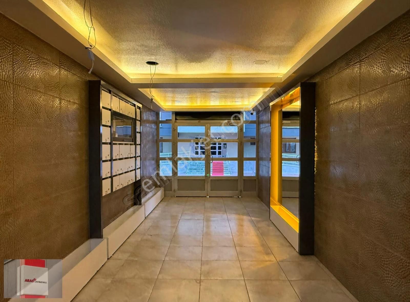 Erenler Mahallesinde Site İçi 3+1 Bakımlı Geniş Kiralık Daire - Görsel 14