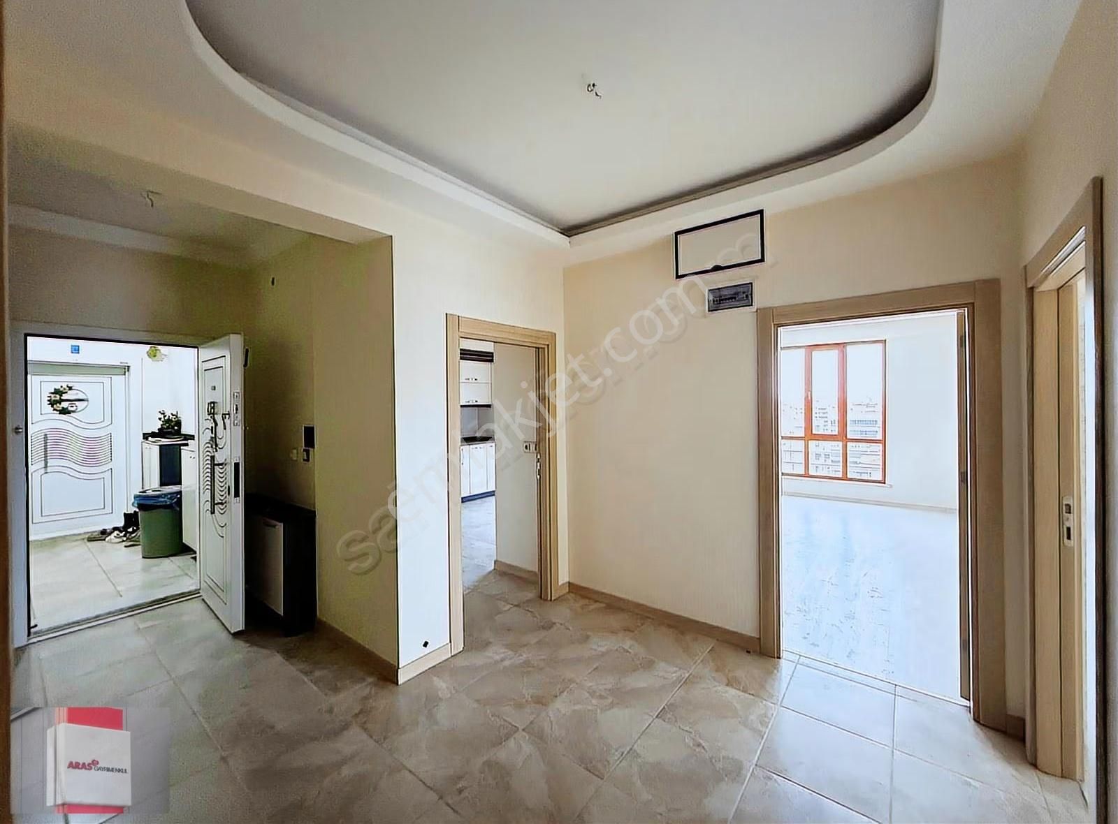 Erenler Mahallesinde Site İçi 3+1 Bakımlı Geniş Kiralık Daire - Görsel 12