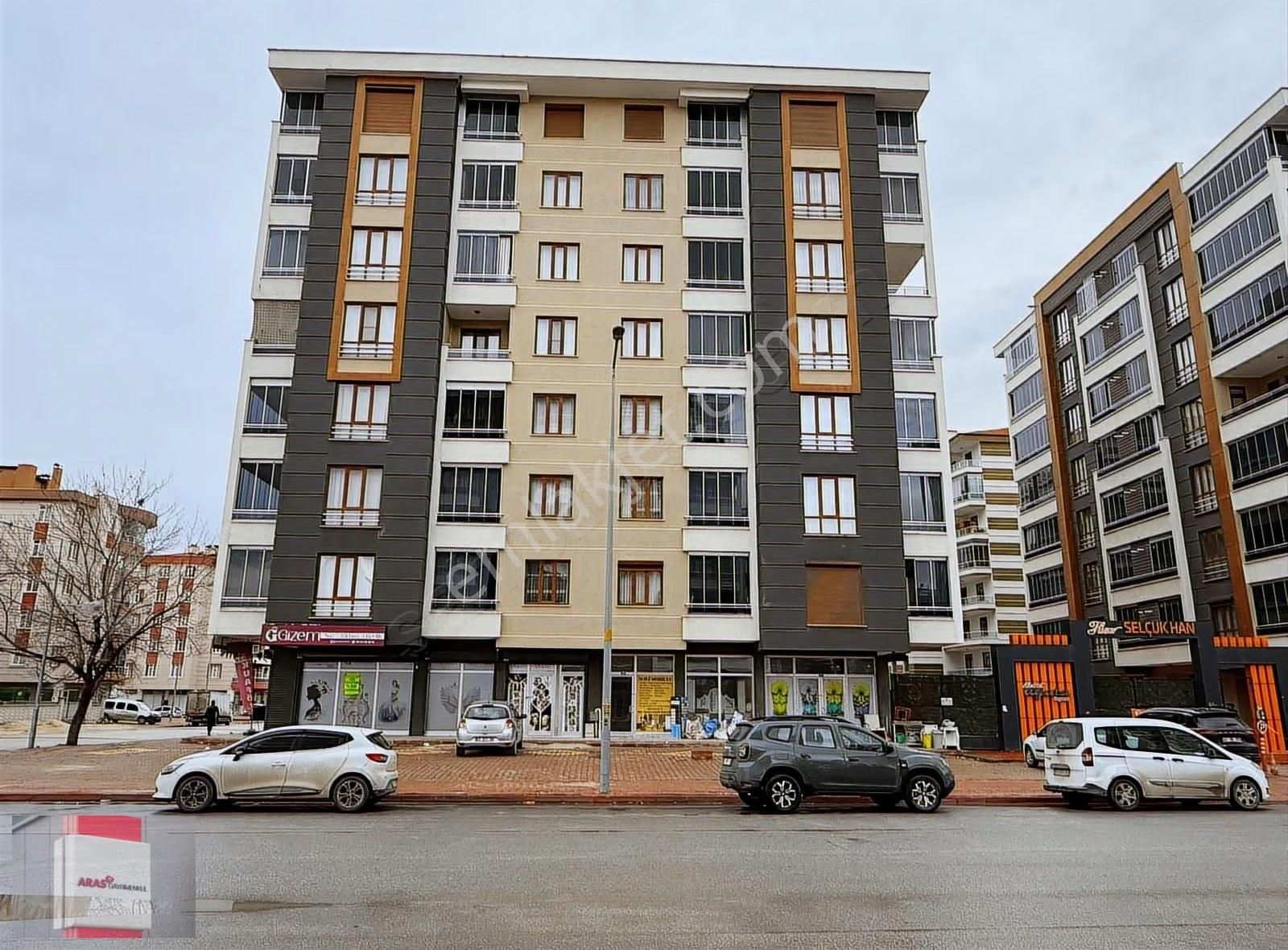 Erenler Mahallesinde Site İçi 3+1 Bakımlı Geniş Kiralık Daire - Görsel 6