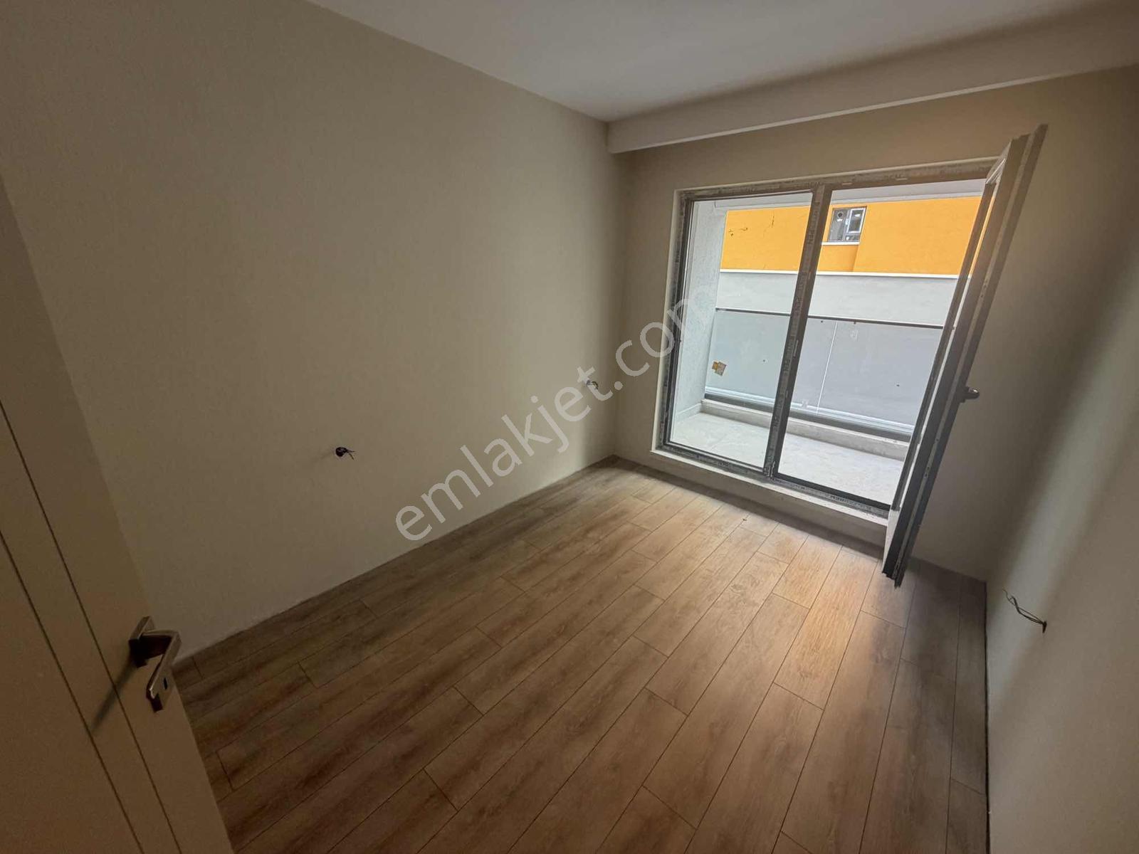 Öveçler Kabil Caddesi Üzeri 1+1 Ara Katta Satılık Lüks Daire - Görsel 16
