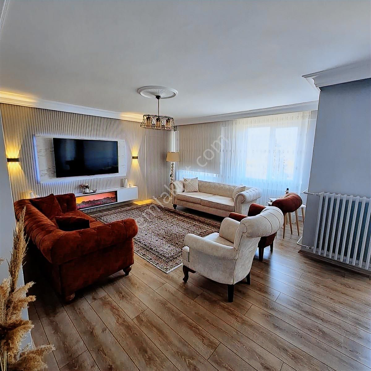 Paşa Alanında 3+1 Satılık Geniş Ve Ferah Daire