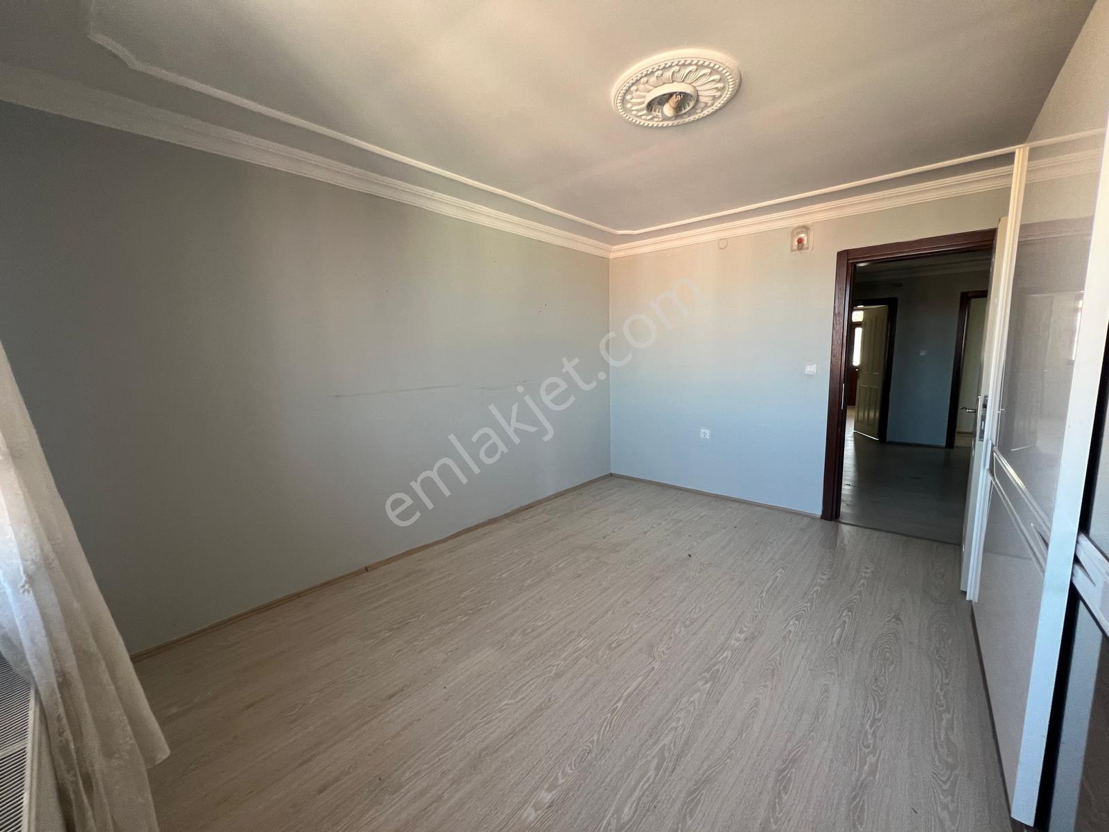 Emek Taksi Yakını Ana Cadde Üzeri Kiralık 3+1 Daire - Görsel 11