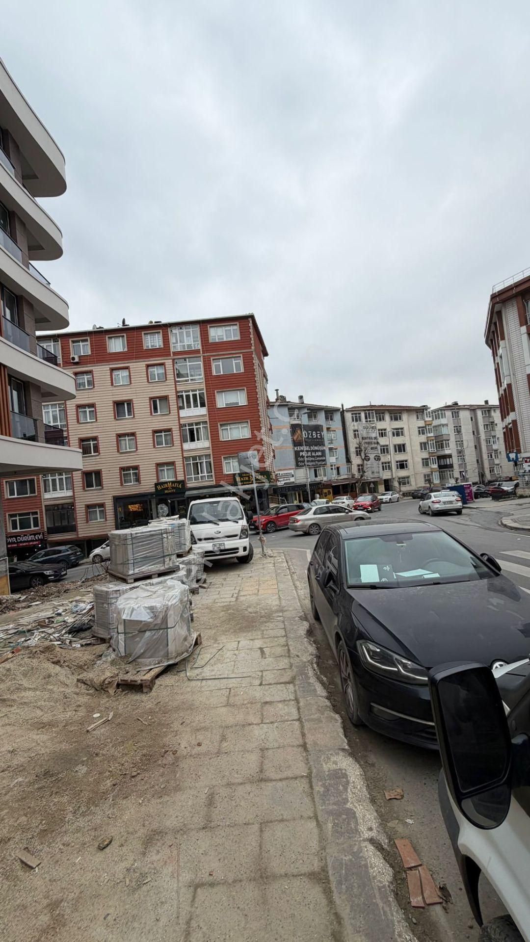 Müslüm Emlak'tan Avcılar Cumhuriyet Cad. Kiralık 156 M² Sıfır Dükkan - Görsel 8